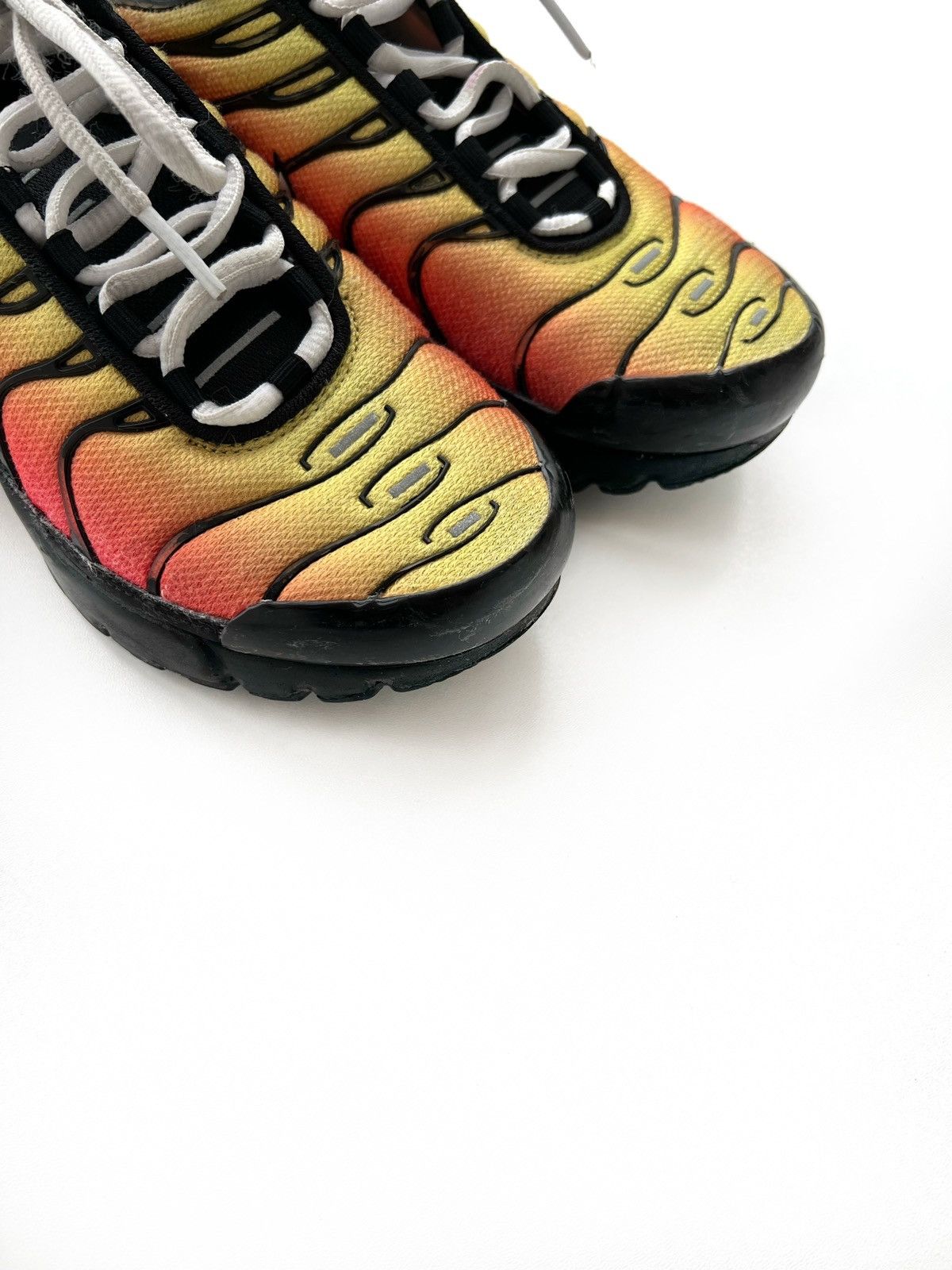 Nike Nike Air Max TN Plus Black Habanero Red Size US 4.5 / IT 34.5 - 8 Thumbnail