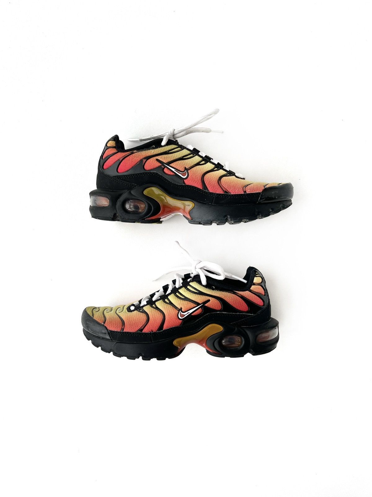 Nike Nike Air Max TN Plus Black Habanero Red Size US 4.5 / IT 34.5 - 1 Thumbnail
