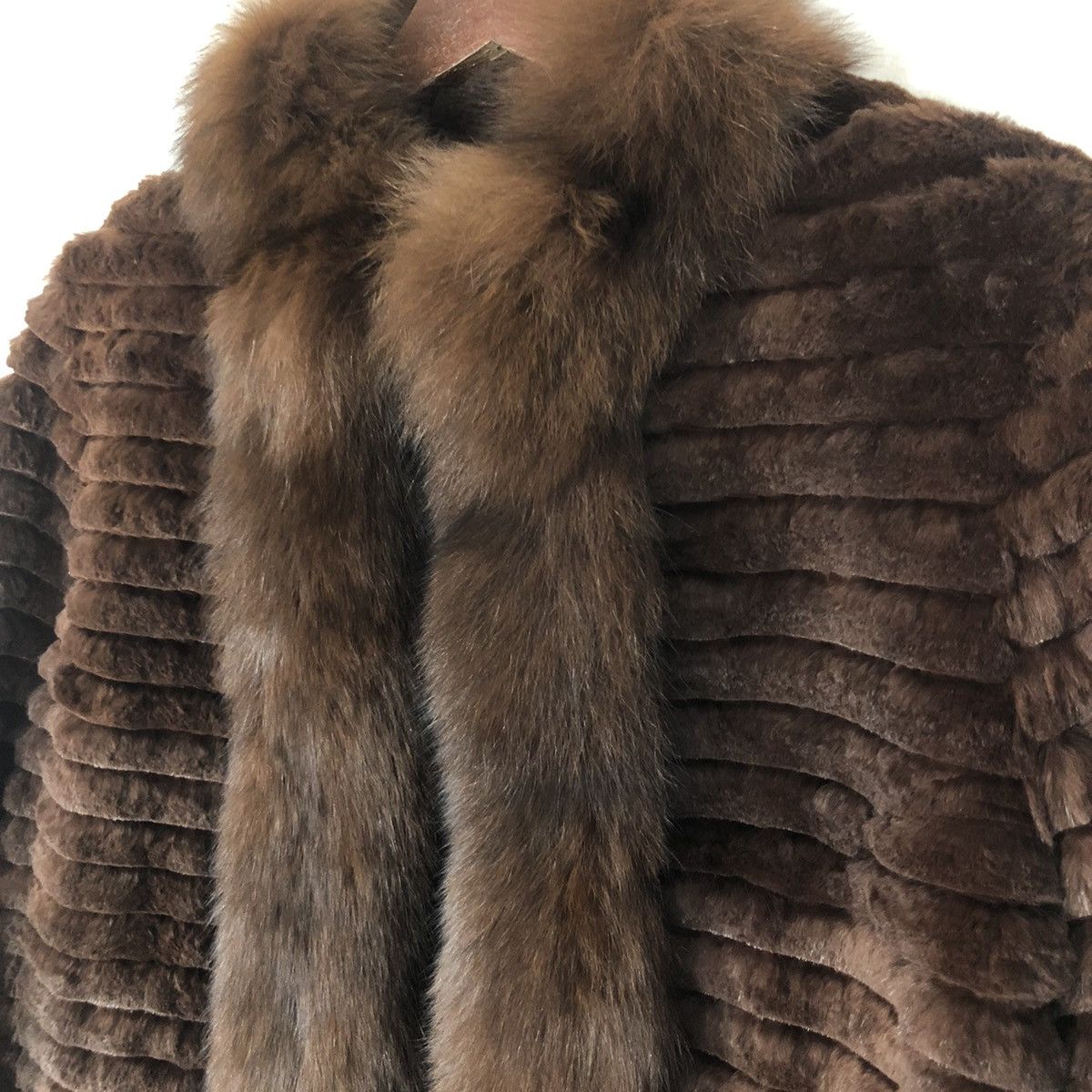 Other Luxury Mink Fur Coat Size US M / EU 48-50 / 2 - 4 Thumbnail
