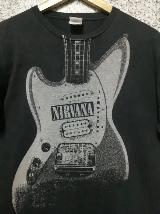 Nirvana VINTAGE NIRVANA VERY RARE Size US L / EU 52-54 / 3 - 3 Thumbnail