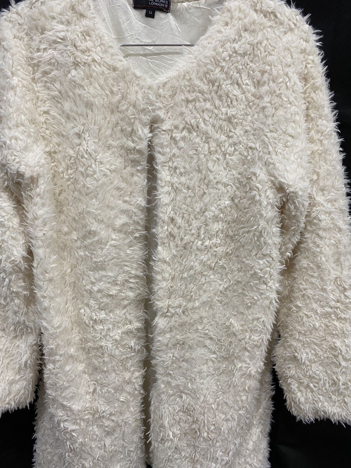 Designer Mohair cardigan By HK Work London white colour!! Size US L / EU 52-54 / 3 - 4 Thumbnail