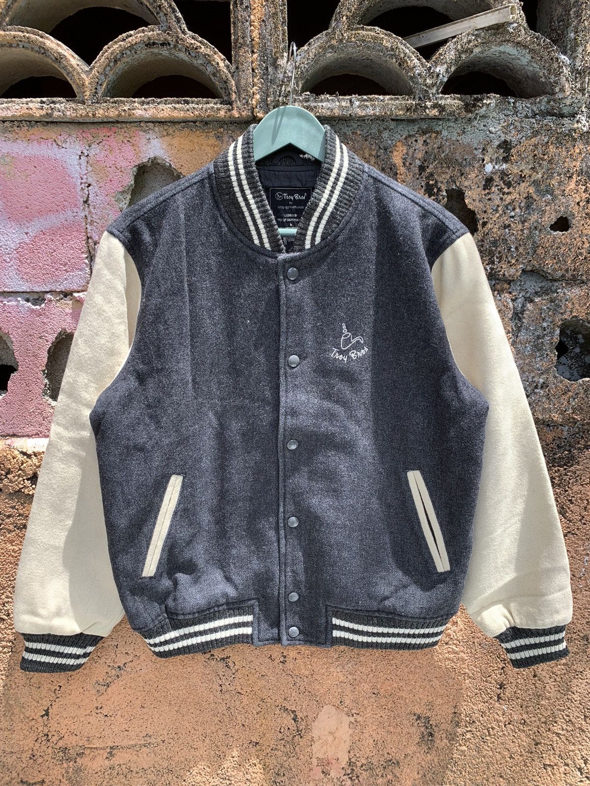 Vintage Vintage Troy Bros Wool Varsity Jacket Size US L / EU 52-54 / 3 - 1 Thumbnail
