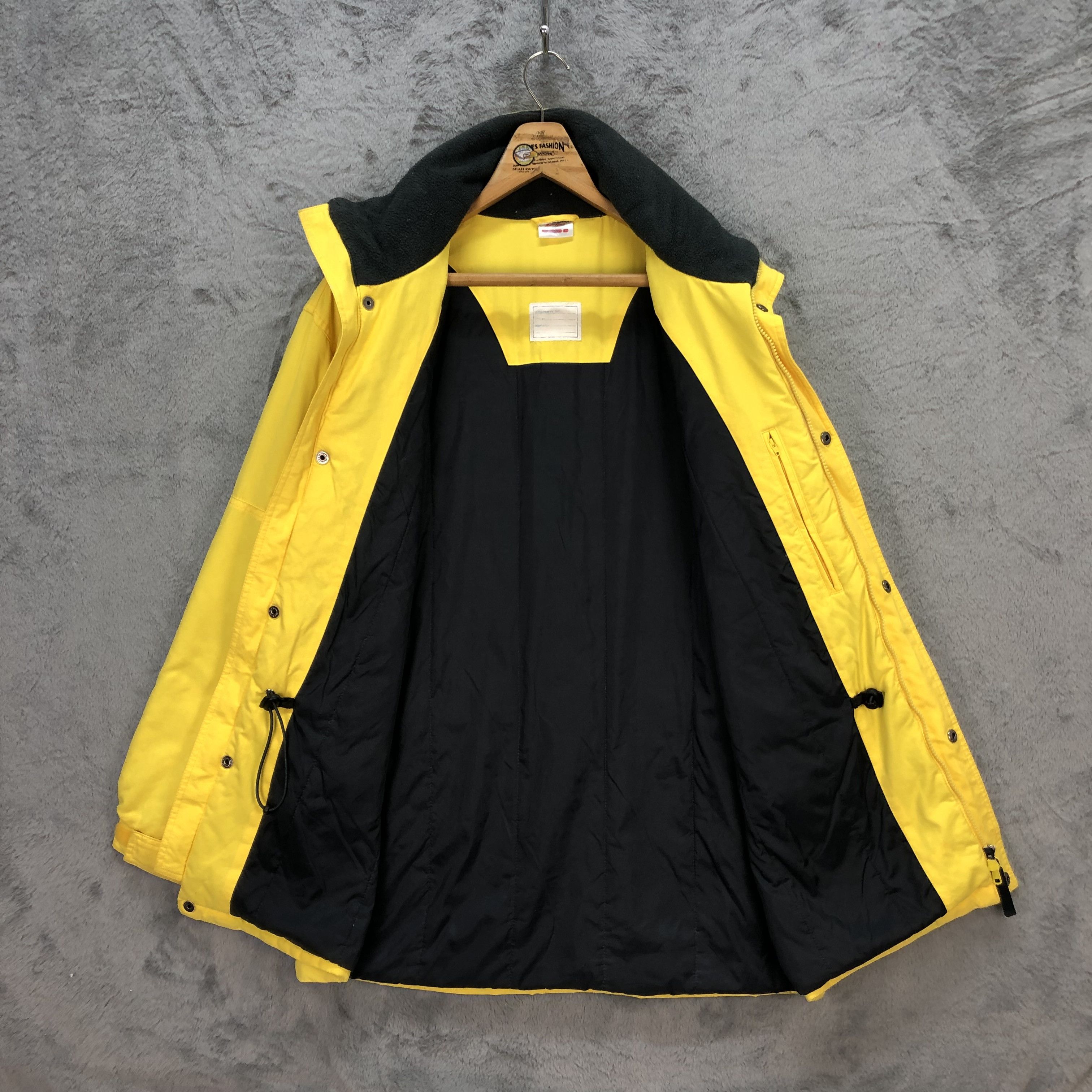 Japanese Brand VINTAGE SUZUKI MOTORSPORT COLLECTION YELLOW JACKET #5858-211 Size US L / EU 52-54 / 3 - 10 Thumbnail