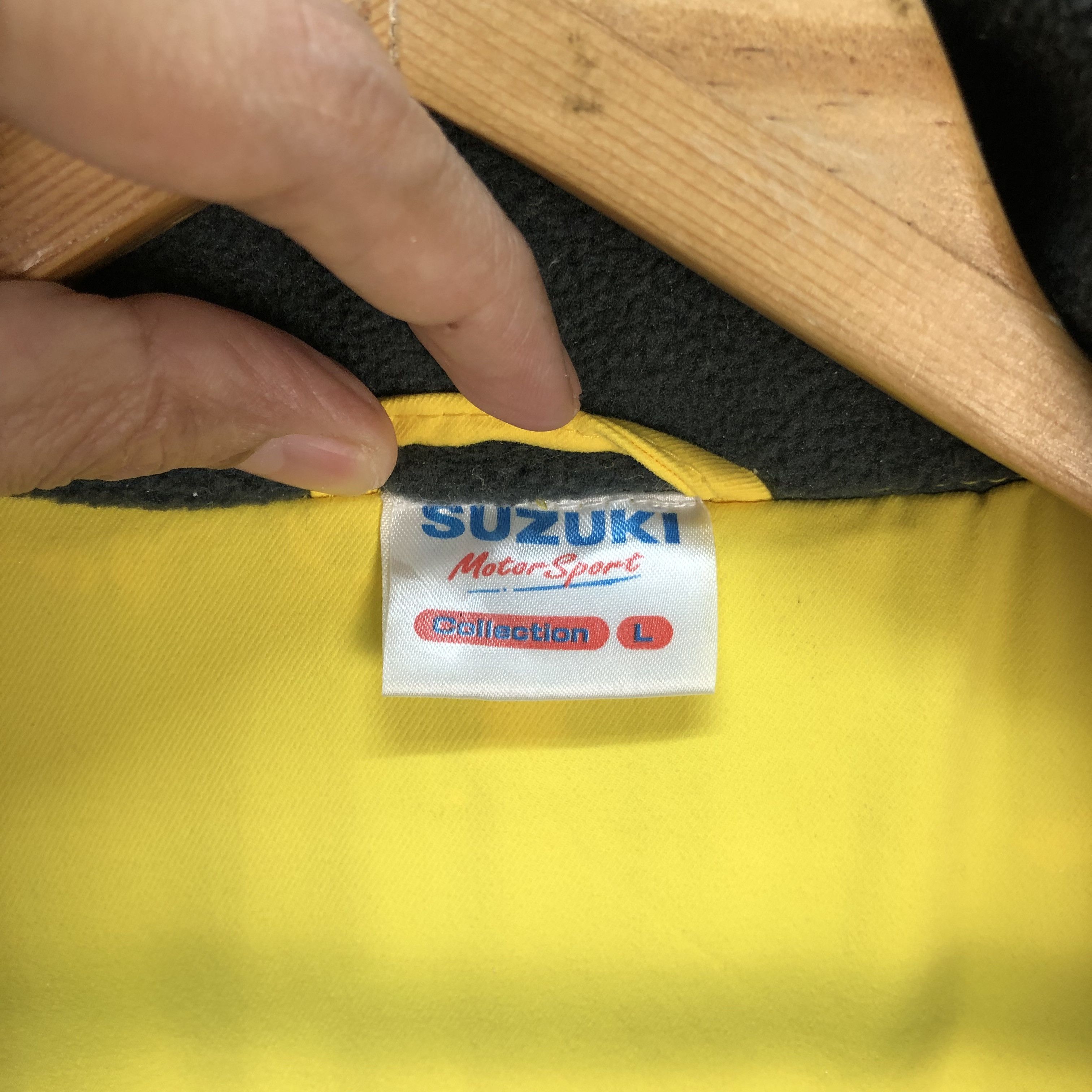 Japanese Brand VINTAGE SUZUKI MOTORSPORT COLLECTION YELLOW JACKET #5858-211 Size US L / EU 52-54 / 3 - 11 Thumbnail