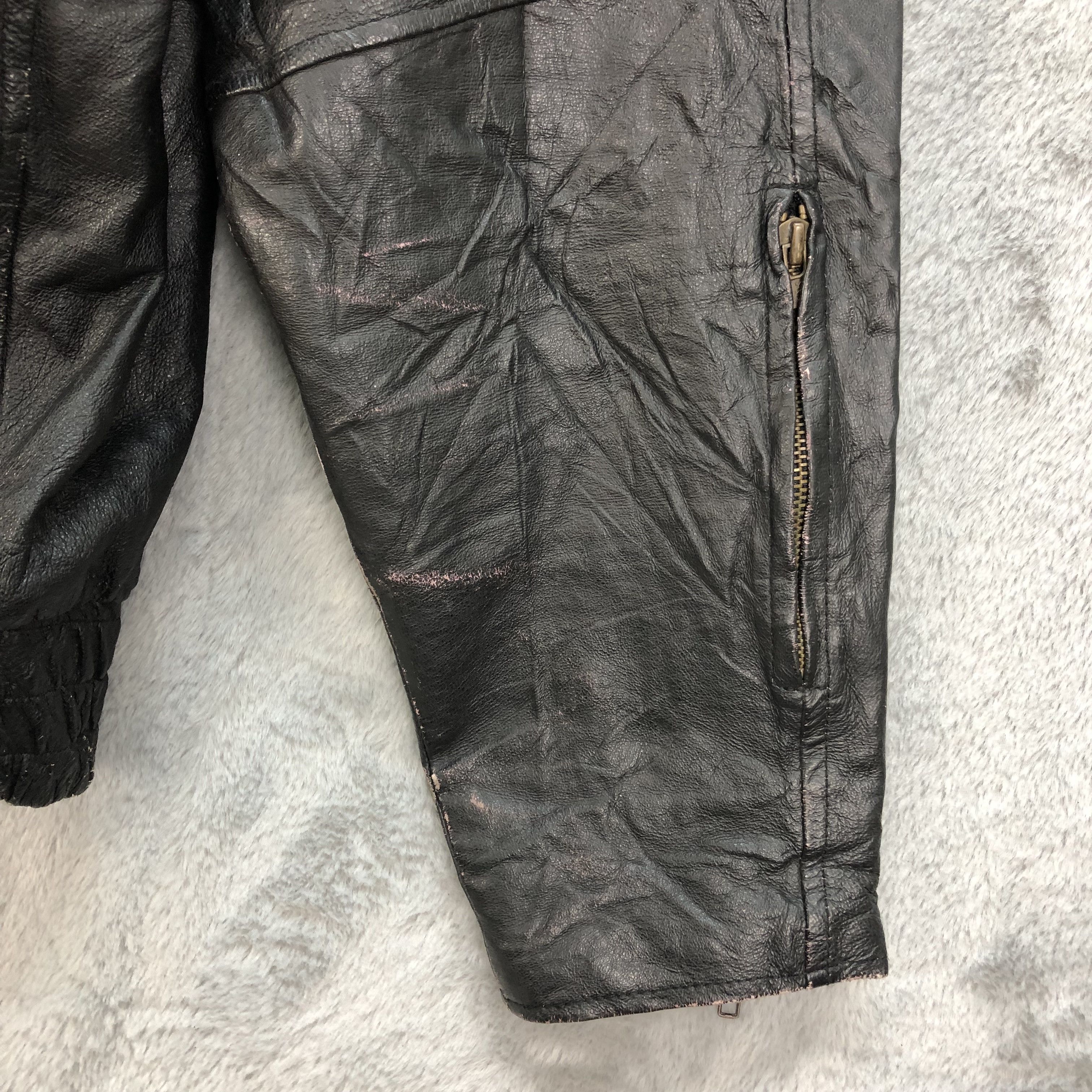 Vintage MOTORCYCLE RIDERS CLUB OF AMERICA LEATHER JACKET #5407-188 Size US L / EU 52-54 / 3 - 7 Thumbnail
