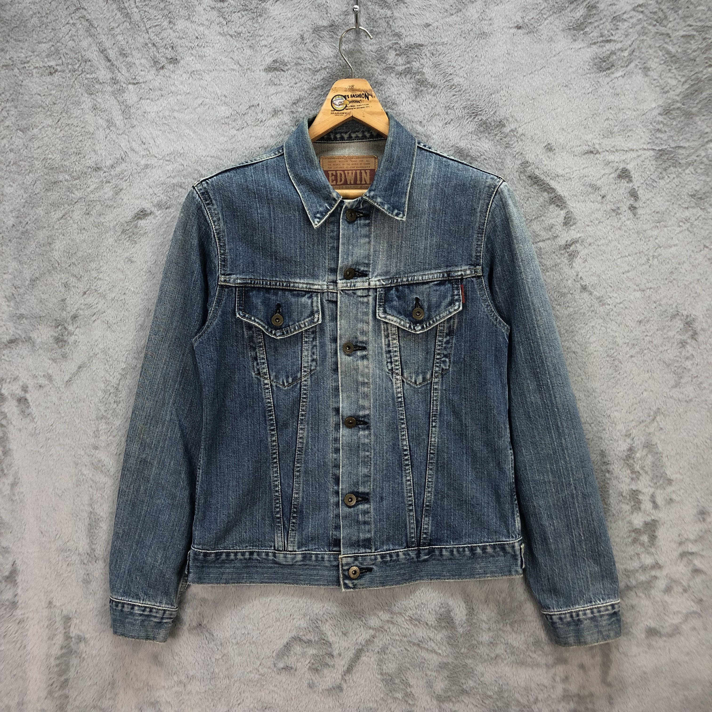 VINTAGE EDWIN DENIM JACKET / TRUCKER JACKET #5743-204