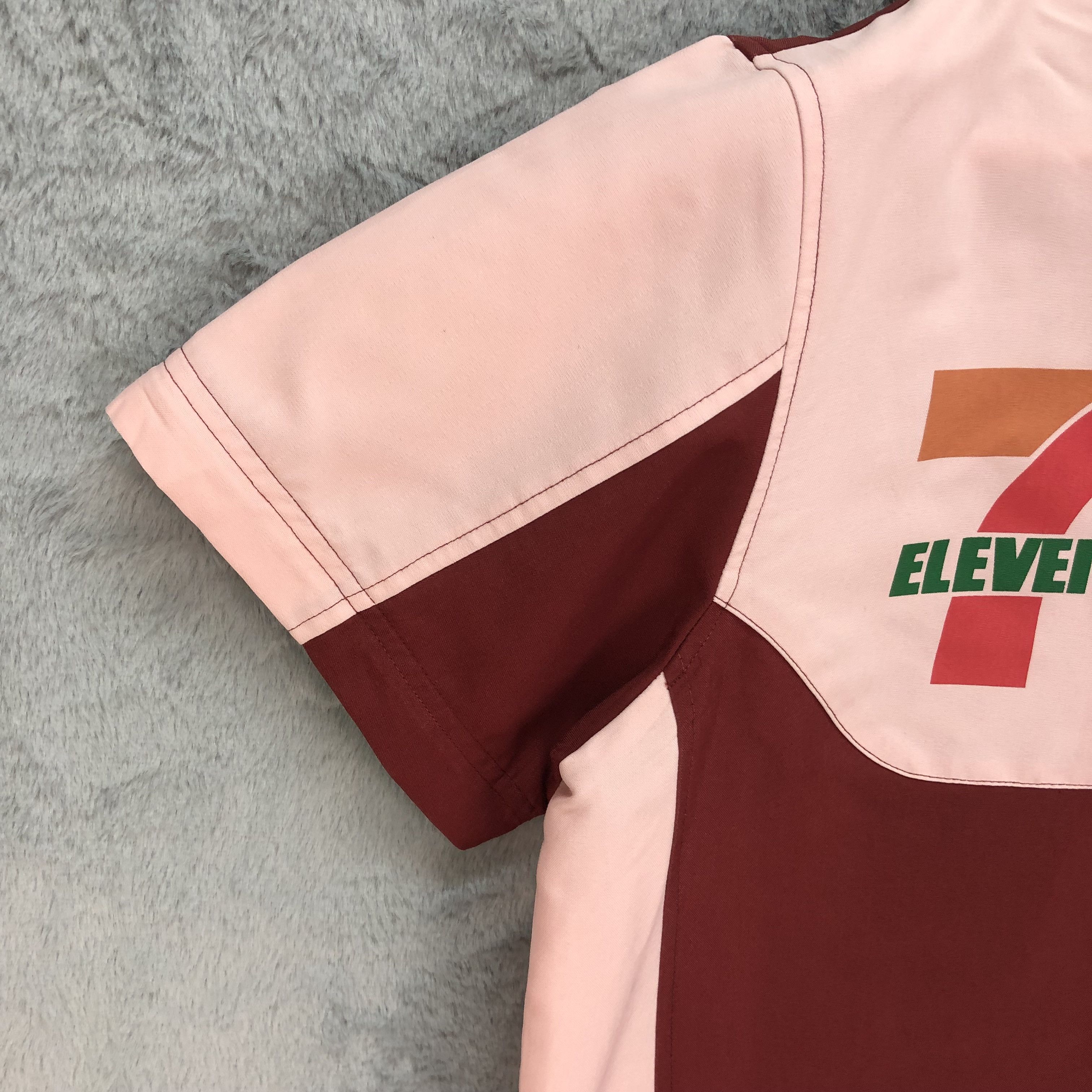 Vintage Vintage 7 ELEVEN Maroon Uniform Jacket Work Jacket #4729-166 Size US M / EU 48-50 / 2 - 6 Thumbnail