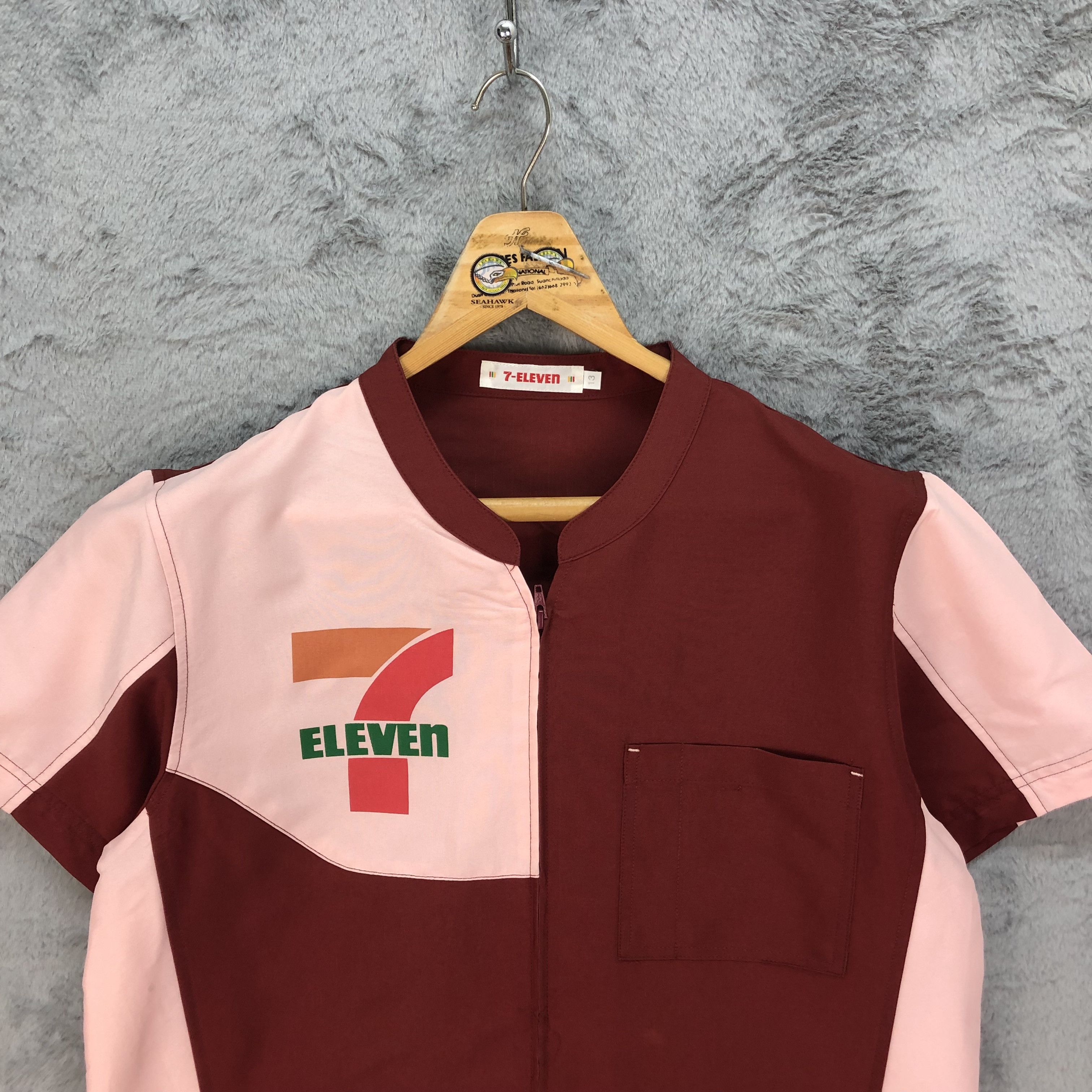 Vintage Vintage 7 ELEVEN Maroon Uniform Jacket Work Jacket #4729-166 Size US M / EU 48-50 / 2 - 2 Thumbnail
