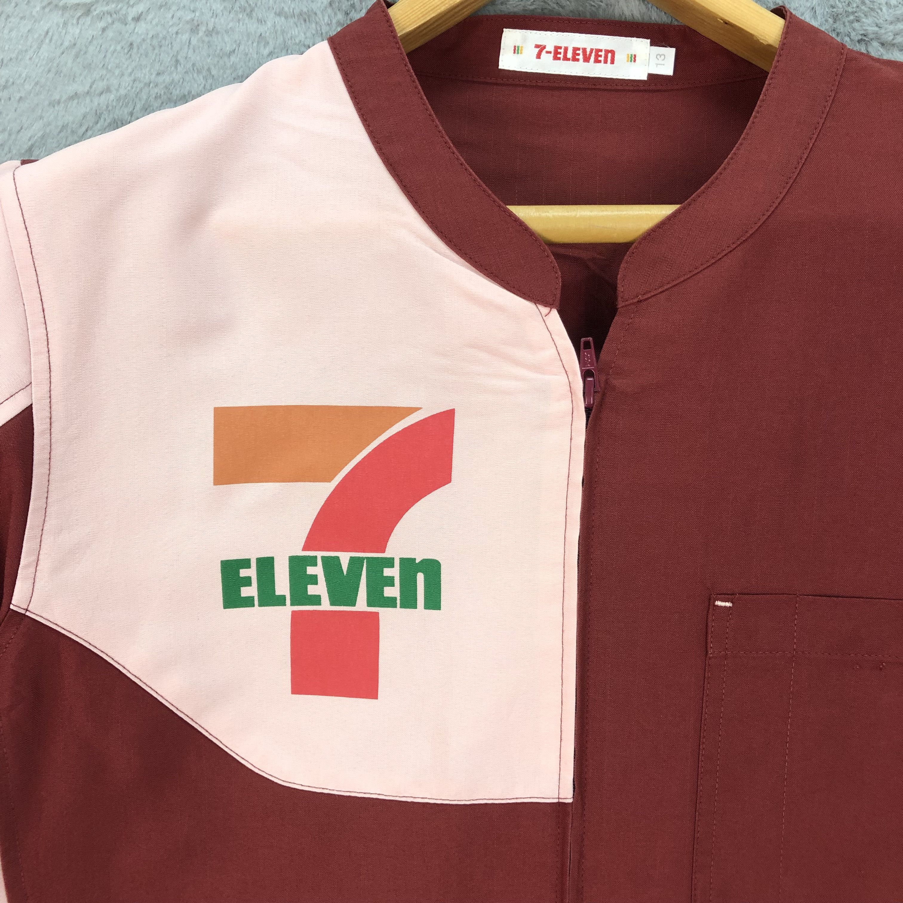 Vintage Vintage 7 ELEVEN Maroon Uniform Jacket Work Jacket #4729-166 Size US M / EU 48-50 / 2 - 3 Thumbnail