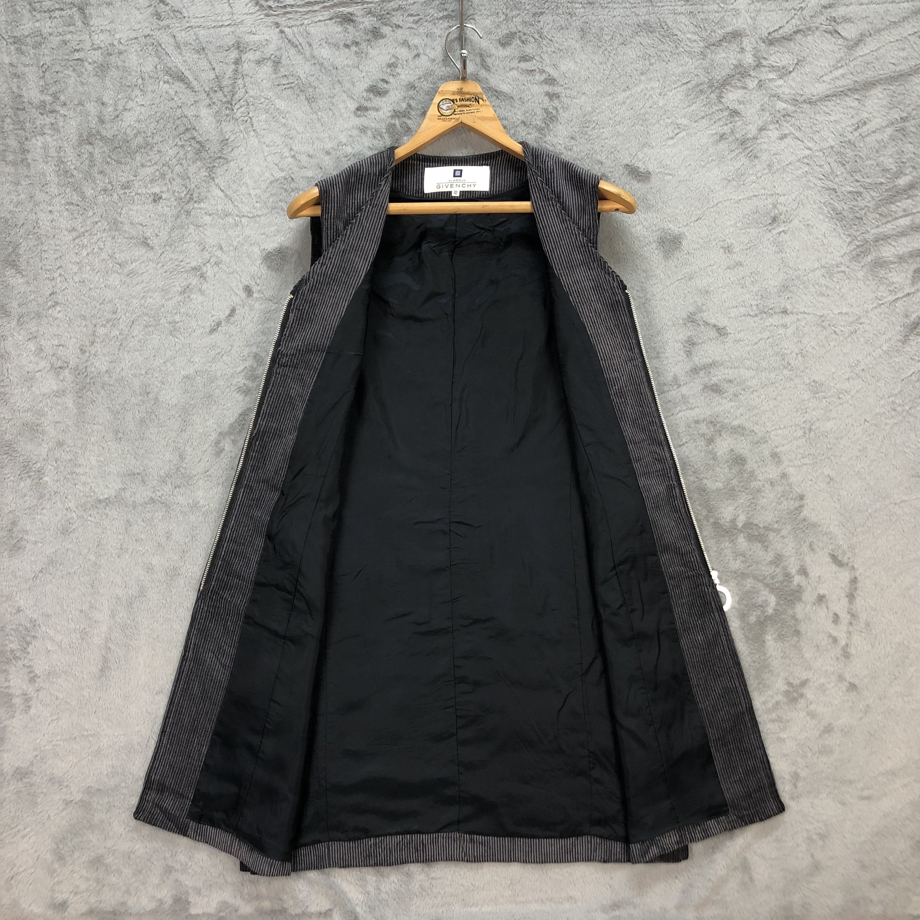 Givenchy GLAMOUR GIVENCHY MADE IN JAPAN CORDUROY DRESS #5579-199 Size M / US 6-8 / IT 42-44 - 5 Thumbnail