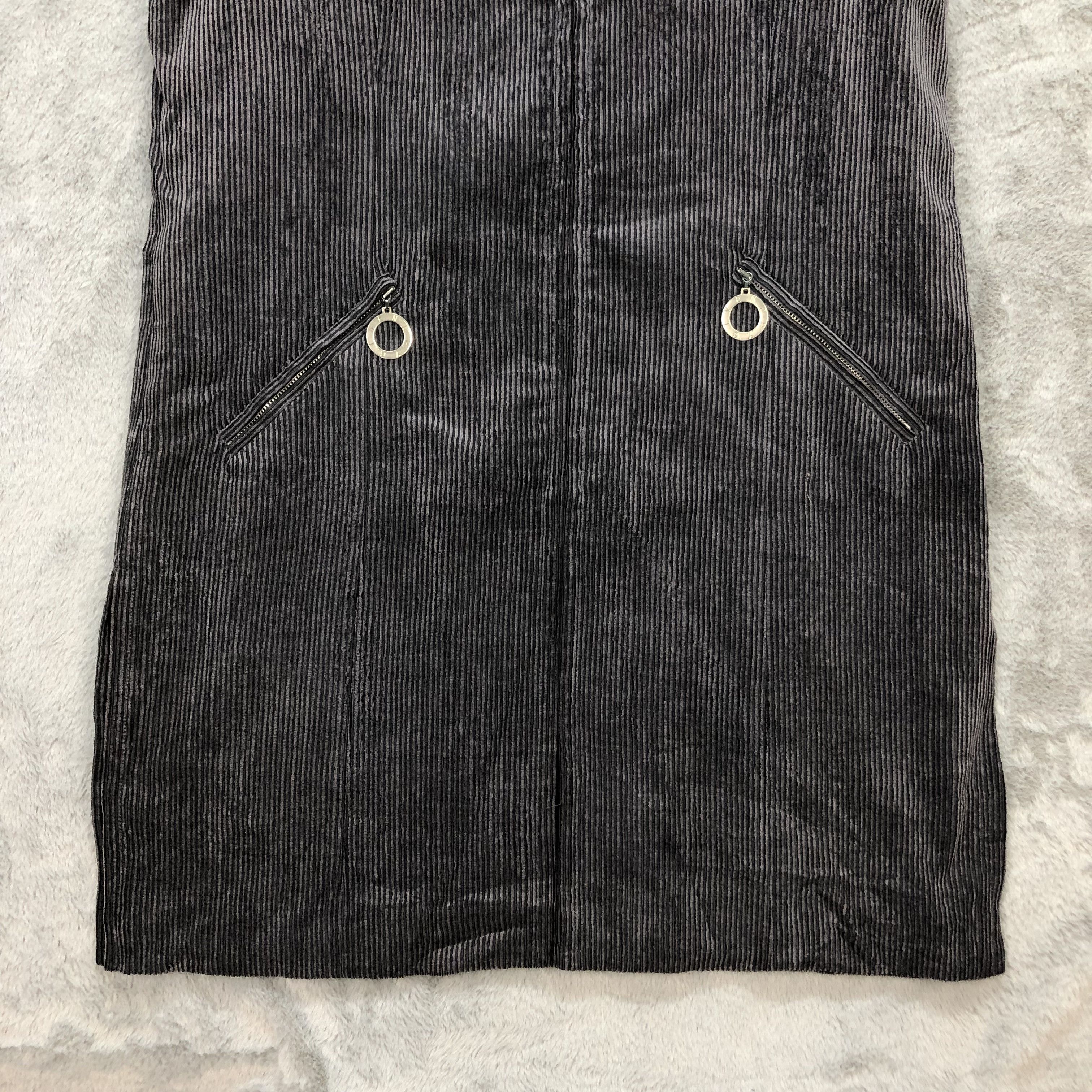 Givenchy GLAMOUR GIVENCHY MADE IN JAPAN CORDUROY DRESS #5579-199 Size M / US 6-8 / IT 42-44 - 4 Thumbnail