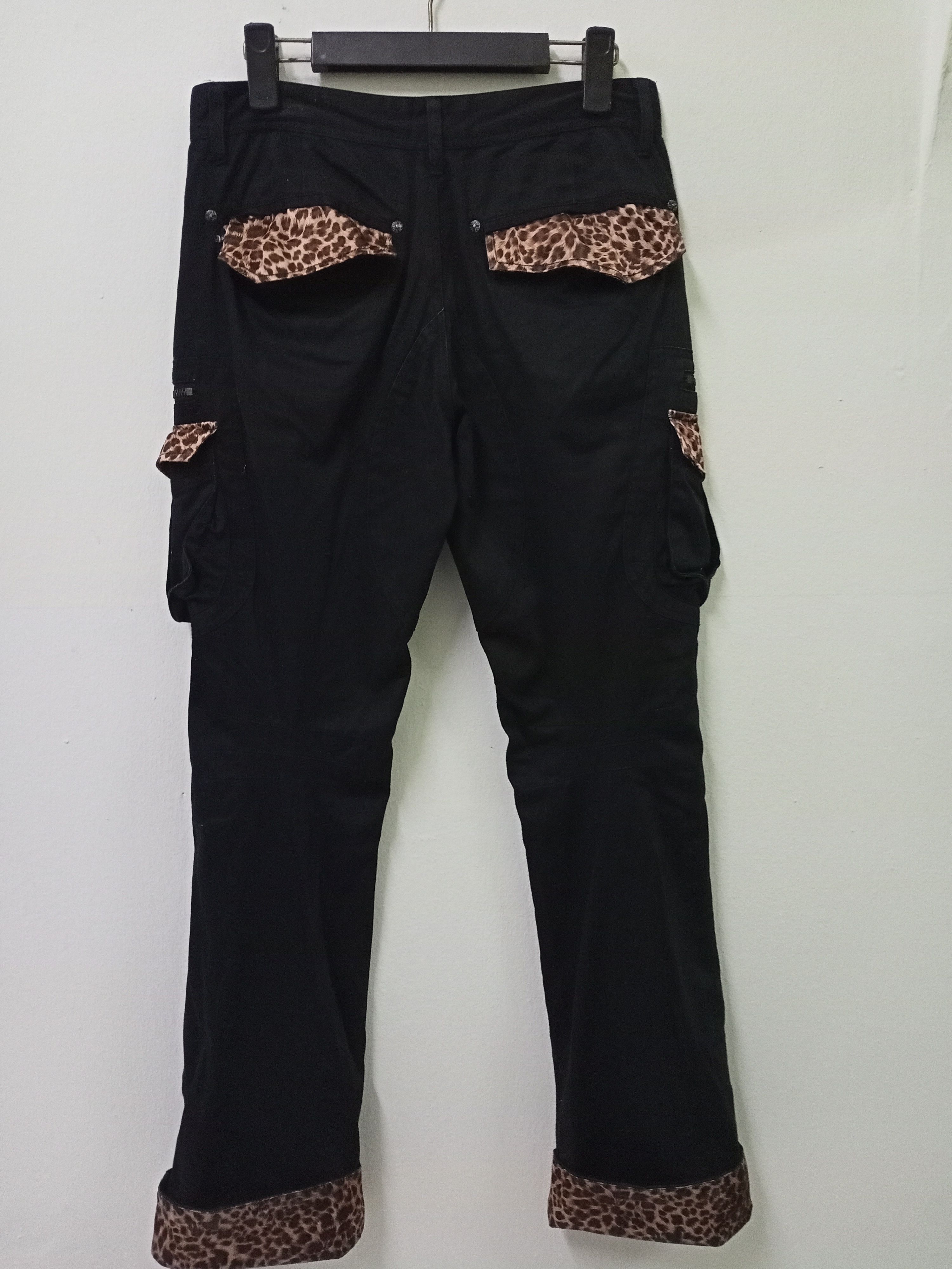 Japanese Brand Kui Black Leopard Pattern Cargo Pants Size US 30 / EU 46 - 2 Thumbnail