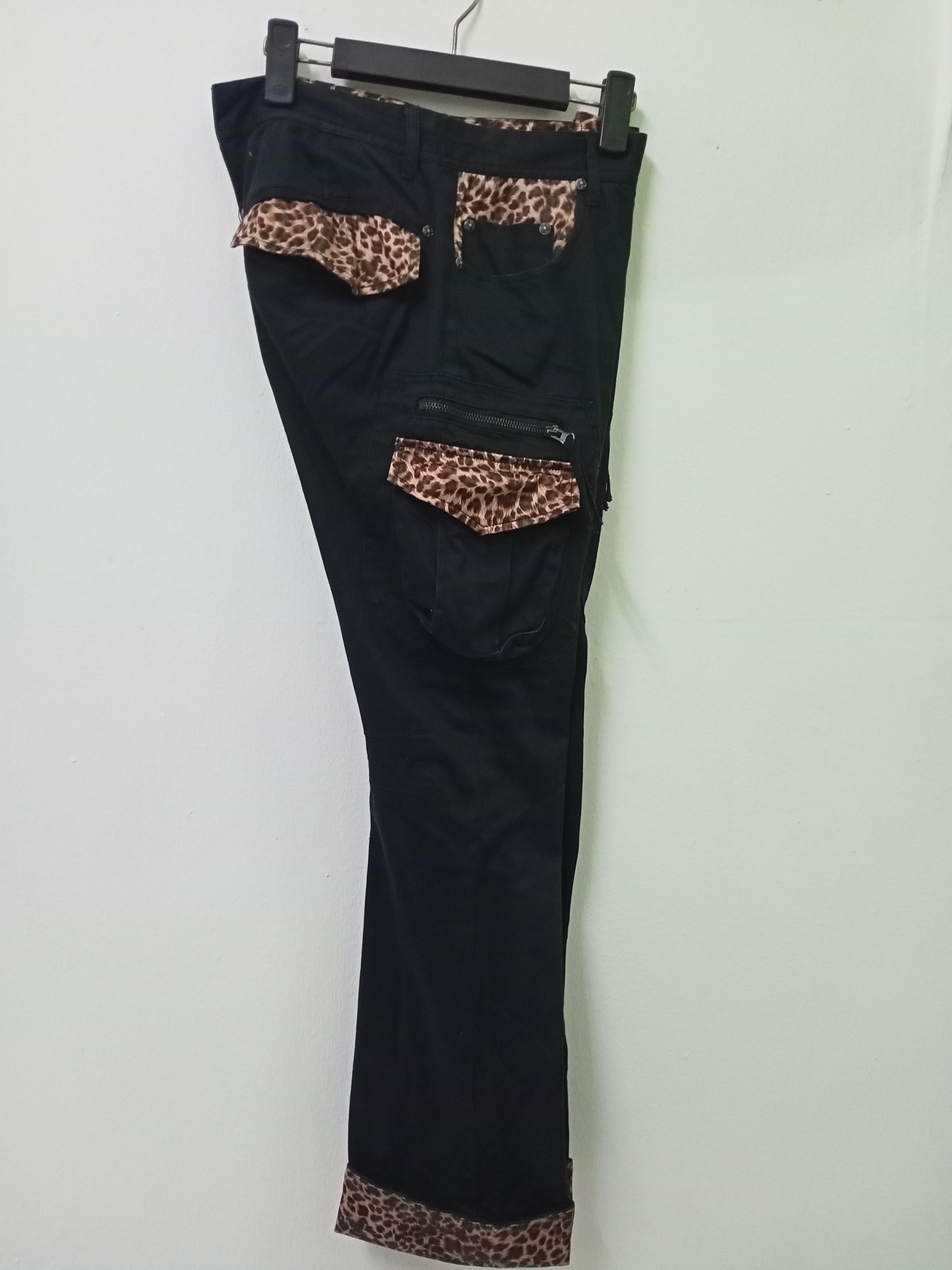 Japanese Brand Kui Black Leopard Pattern Cargo Pants Size US 30 / EU 46 - 3 Thumbnail