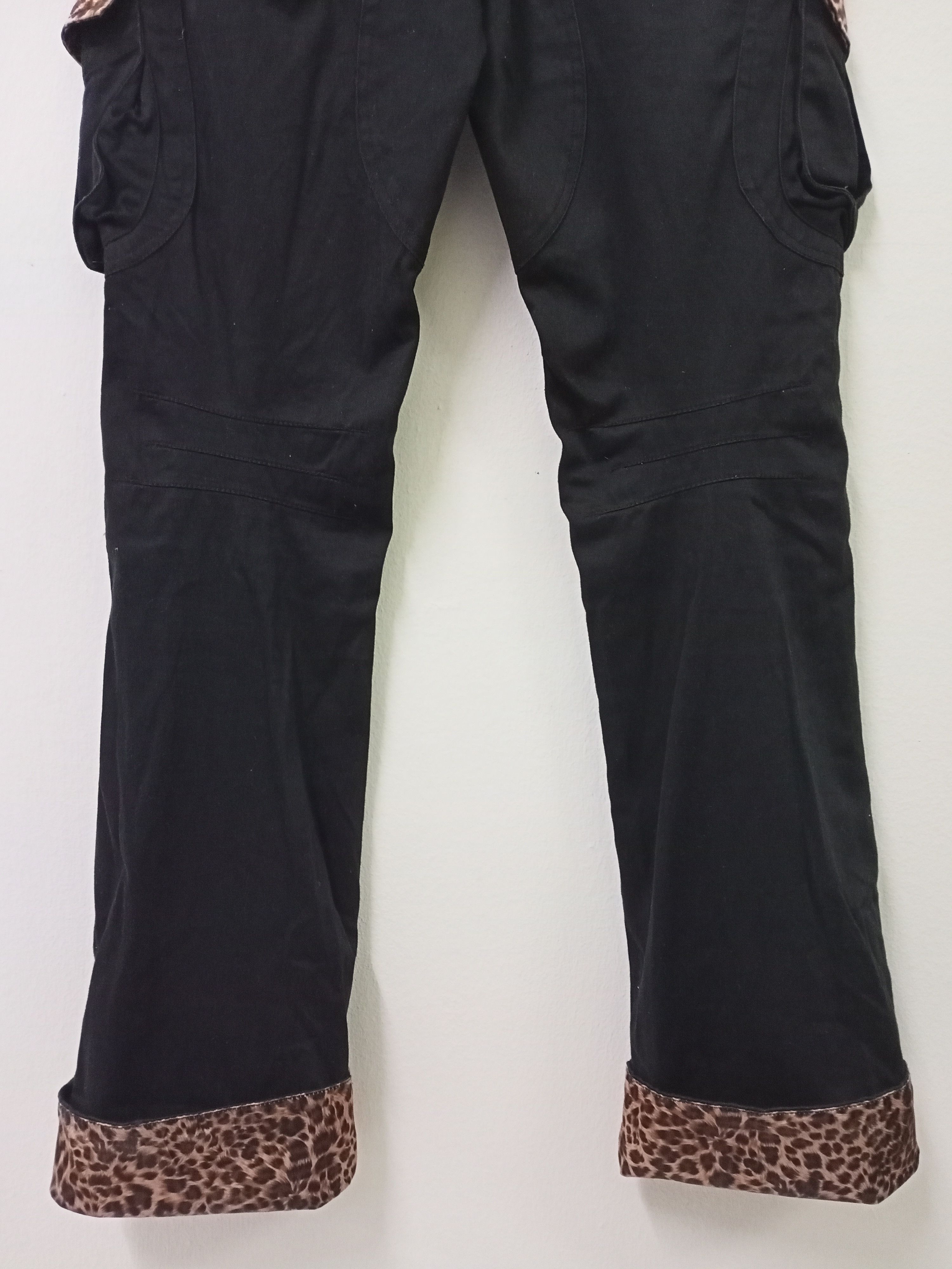 Japanese Brand Kui Black Leopard Pattern Cargo Pants Size US 30 / EU 46 - 12 Thumbnail