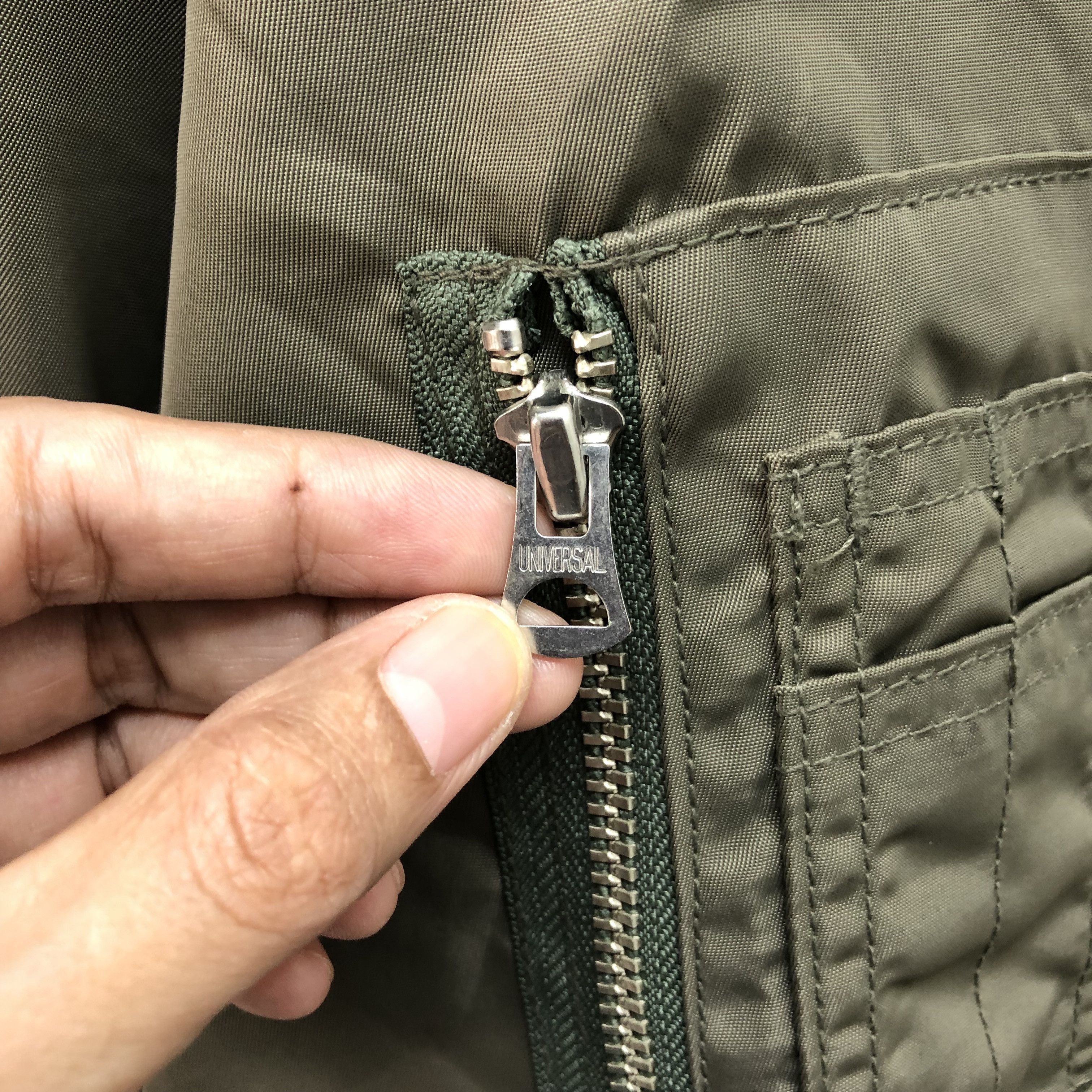 Japanese Brand R.I.P CLEAR FUR HOODED MA-1 BOMBER JACKET #5530-195 Size US L / EU 52-54 / 3 - 8 Thumbnail