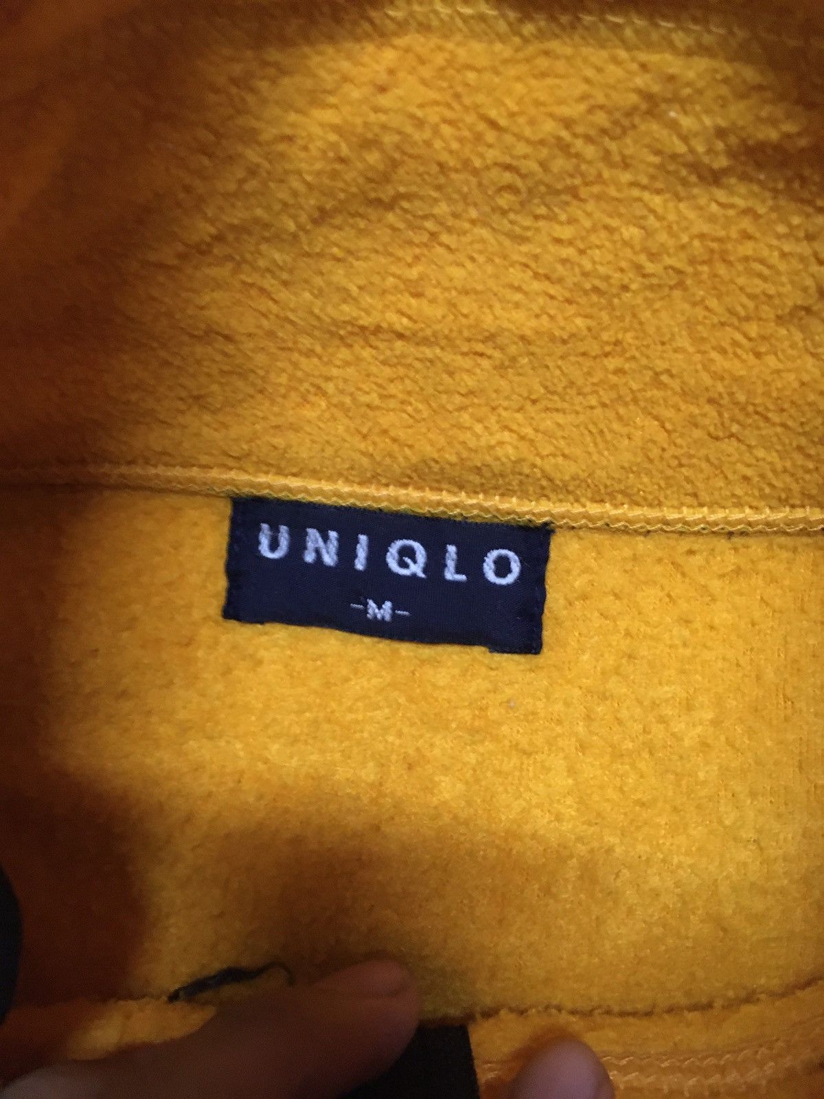 Uniqlo Uniqlo Fleece Jacket Sweater For Outdoor Mustard Colour Size US M / EU 48-50 / 2 - 2 Thumbnail