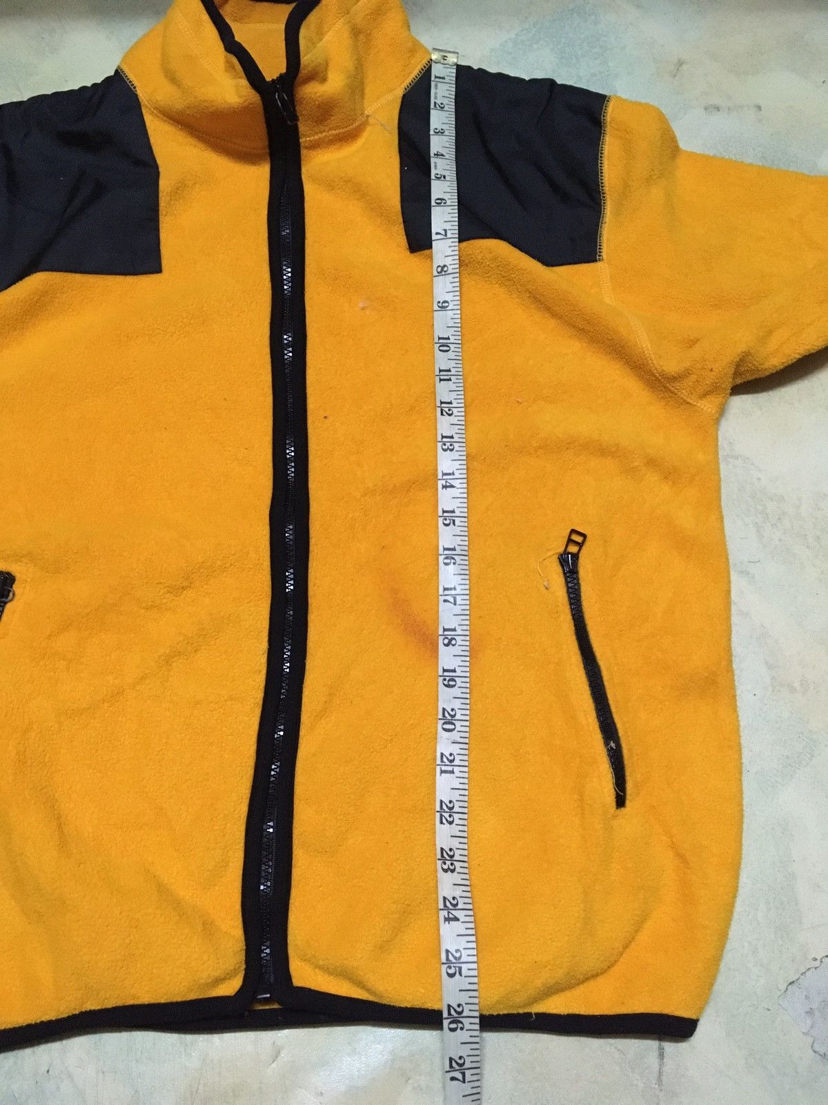 Uniqlo Uniqlo Fleece Jacket Sweater For Outdoor Mustard Colour Size US M / EU 48-50 / 2 - 6 Thumbnail