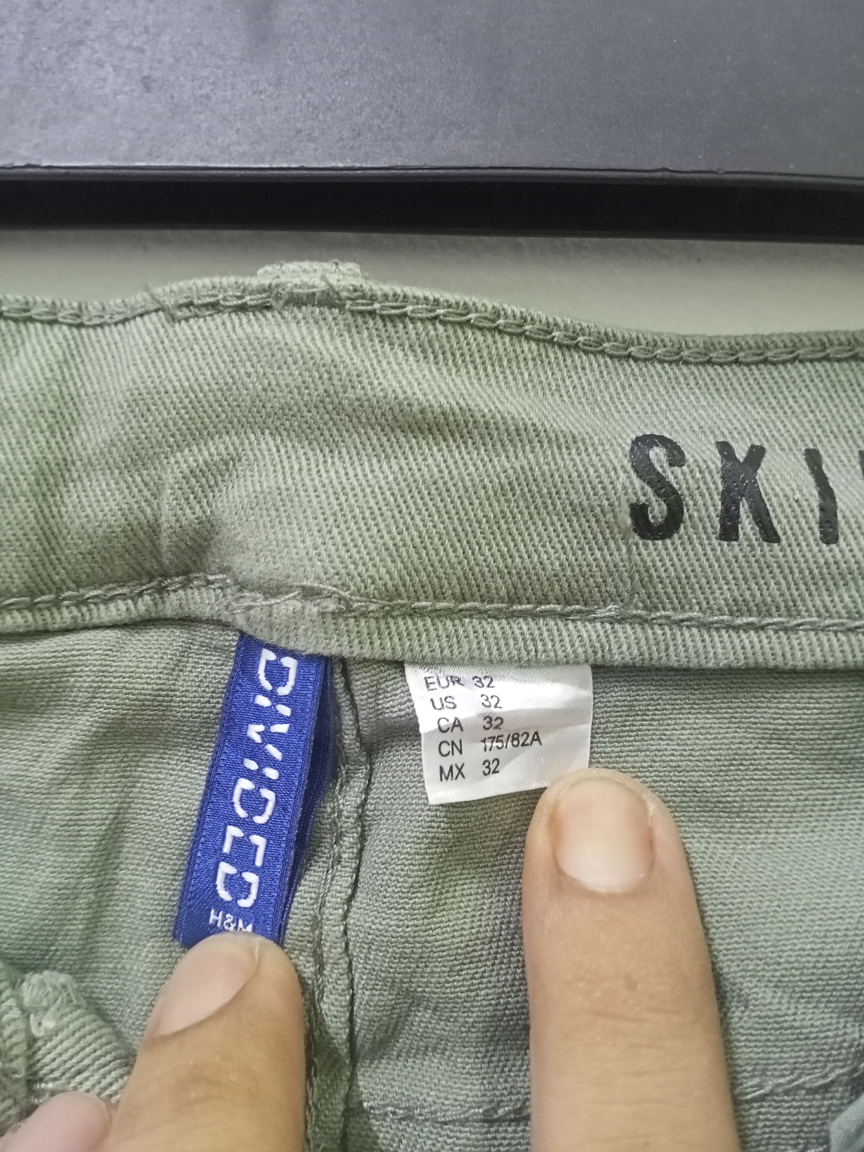 H&M H&M Distressed Skinny Jeans Size US 32 / EU 48 - 10 Thumbnail