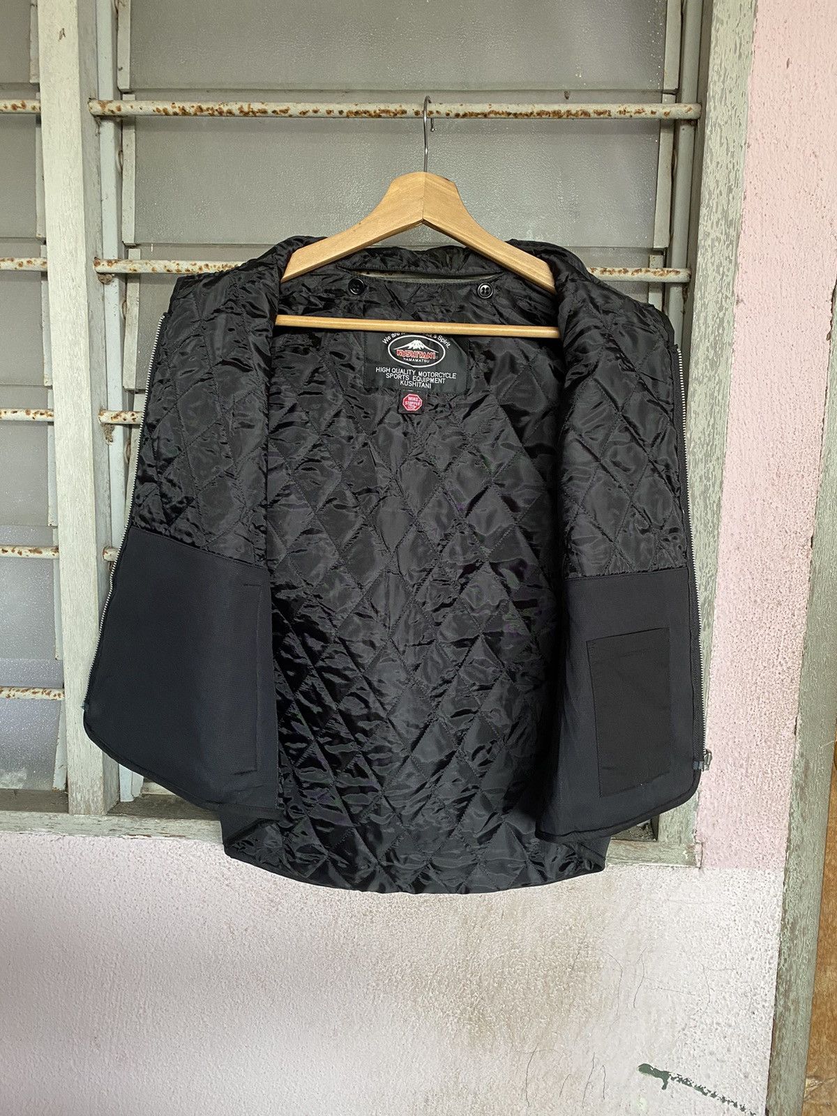 Japanese Brand × Sports Specialties ⚡️Steals⚡️Kushitani Hamamatsu Techwear Vest Size US M / EU 48-50 / 2 - 6 Thumbnail