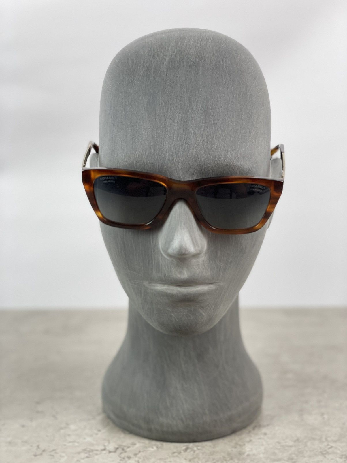 Chanel Chanel Rectangle Sunglasses 5442 1077/S8 Size ONE SIZE - 2 Thumbnail