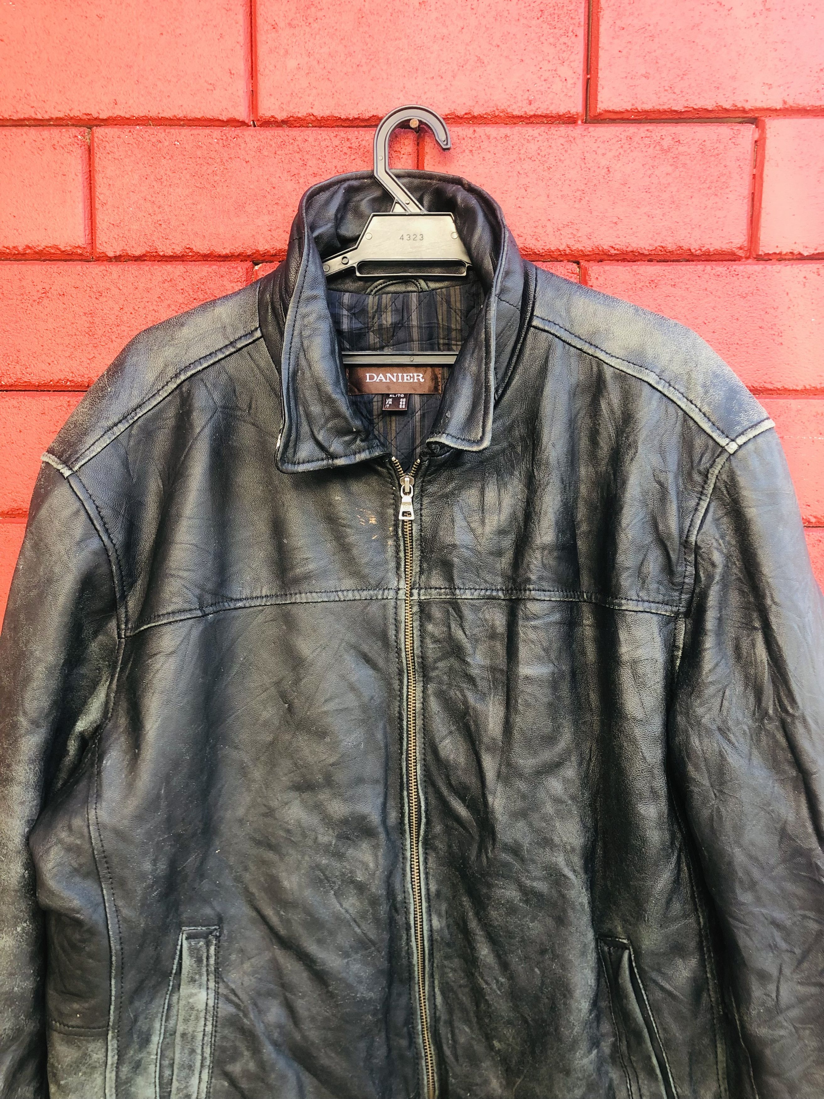Danier × Japanese Brand × Vintage Vintage Danier Japanese Designed Fashion Leather Jacket Size US L / EU 52-54 / 3 - 5 Thumbnail