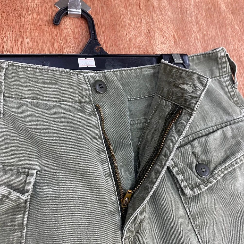 Avirex DLL Avirex faded Ripped Multipocket Cargo bush Pants #c789 Size US 31 - 14 Thumbnail