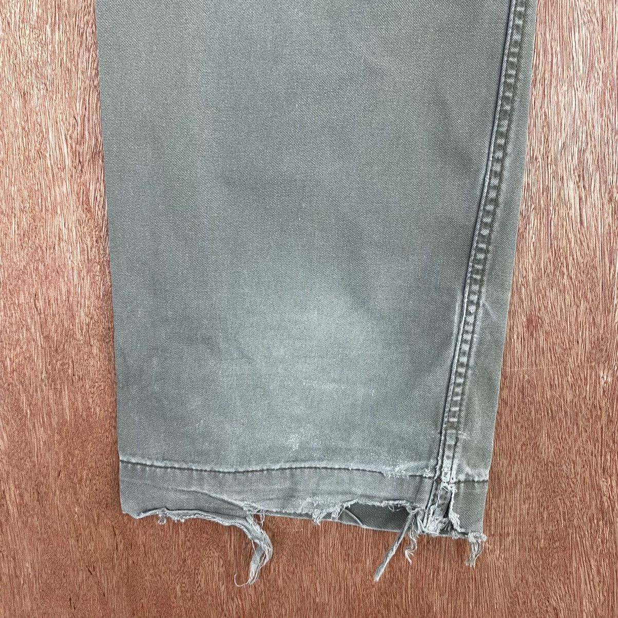 Avirex DLL Avirex faded Ripped Multipocket Cargo bush Pants #c789 Size US 31 - 4 Thumbnail