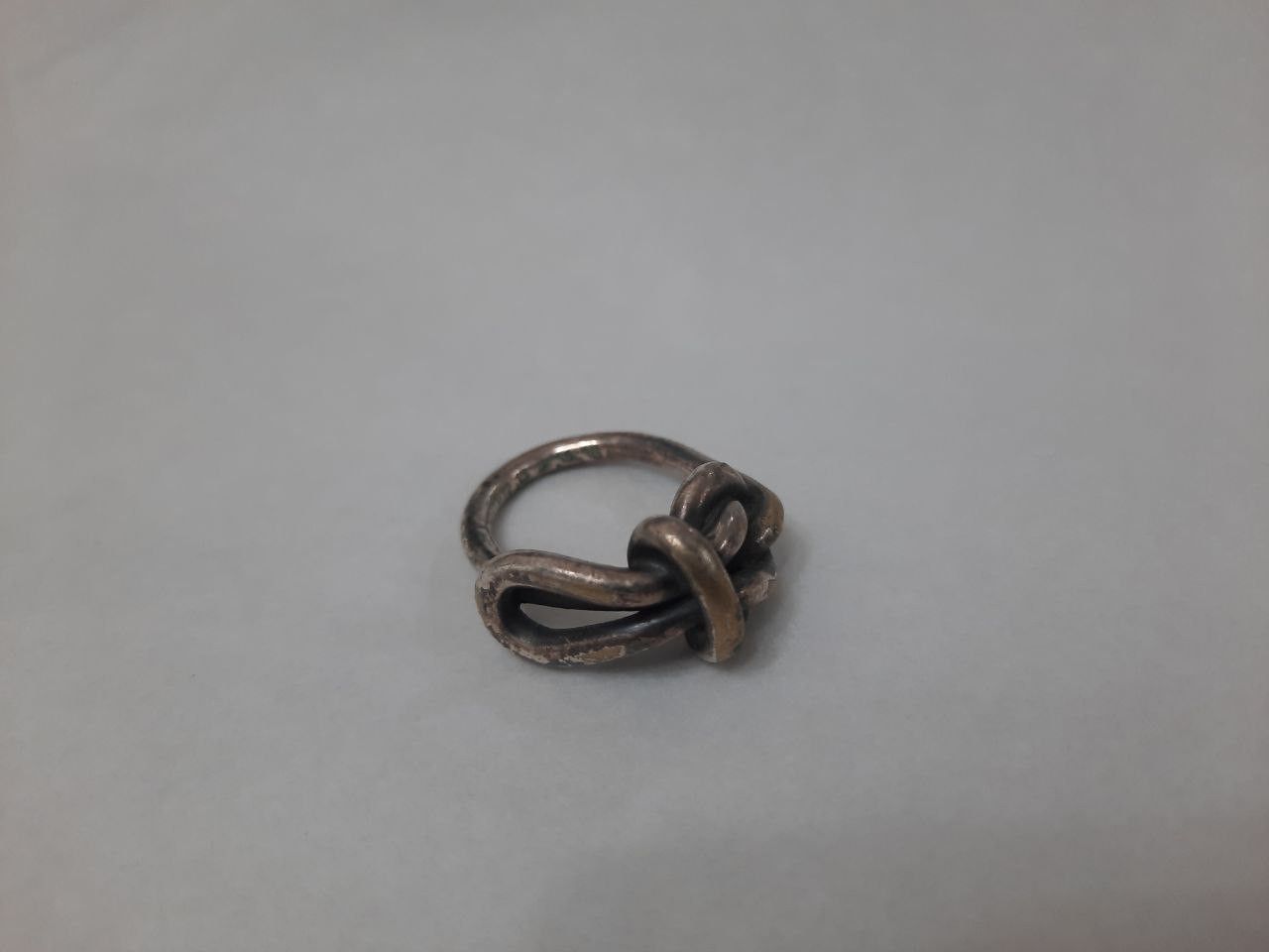 Maison Margiela Silver Twisted Knot Ring Size ONE SIZE - 1 Thumbnail