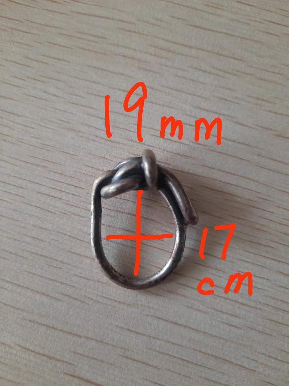 Maison Margiela Silver Twisted Knot Ring Size ONE SIZE - 6 Thumbnail