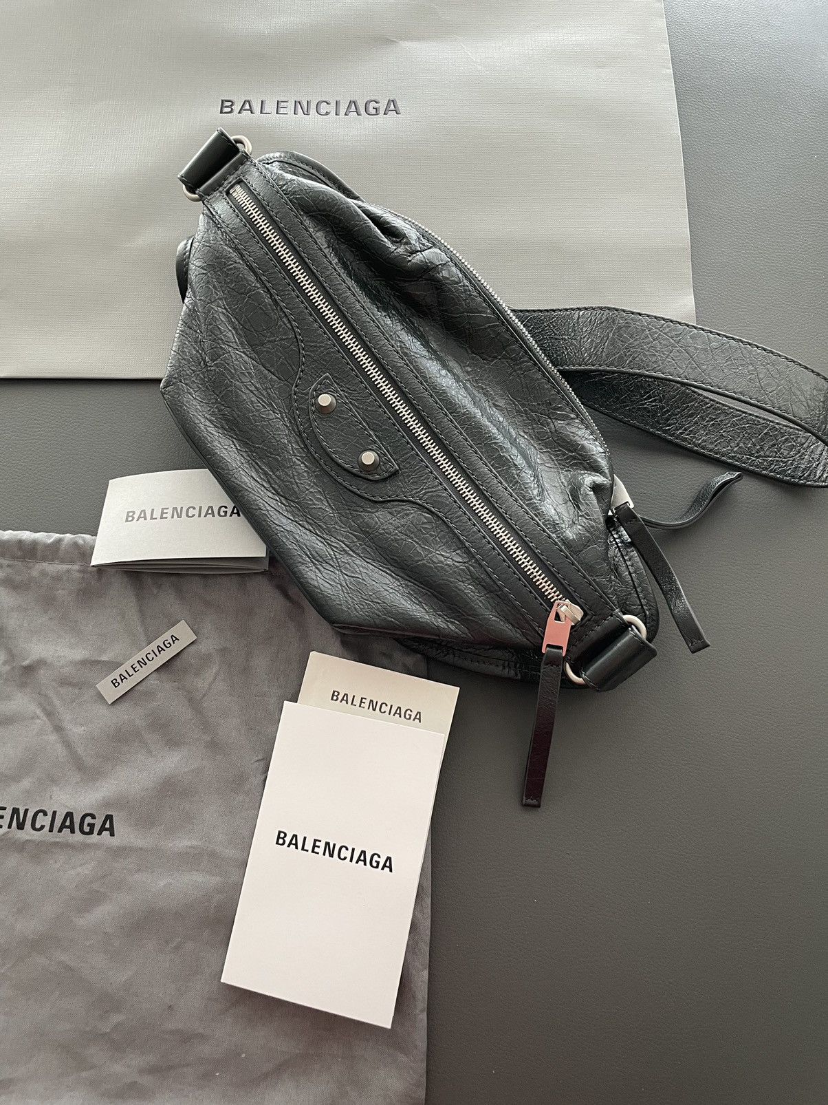 Balenciaga Rare Limited Edition Sold Out Leather Bum Bely Bag Size ONE SIZE - 2 Thumbnail