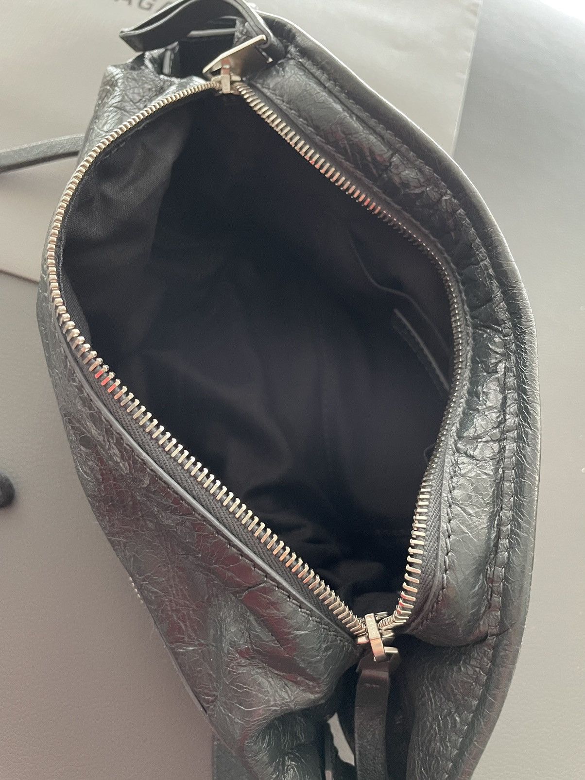 Balenciaga Rare Limited Edition Sold Out Leather Bum Bely Bag Size ONE SIZE - 20 Thumbnail