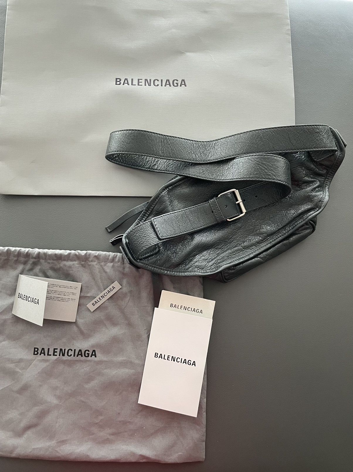 Balenciaga Rare Limited Edition Sold Out Leather Bum Bely Bag Size ONE SIZE - 11 Thumbnail