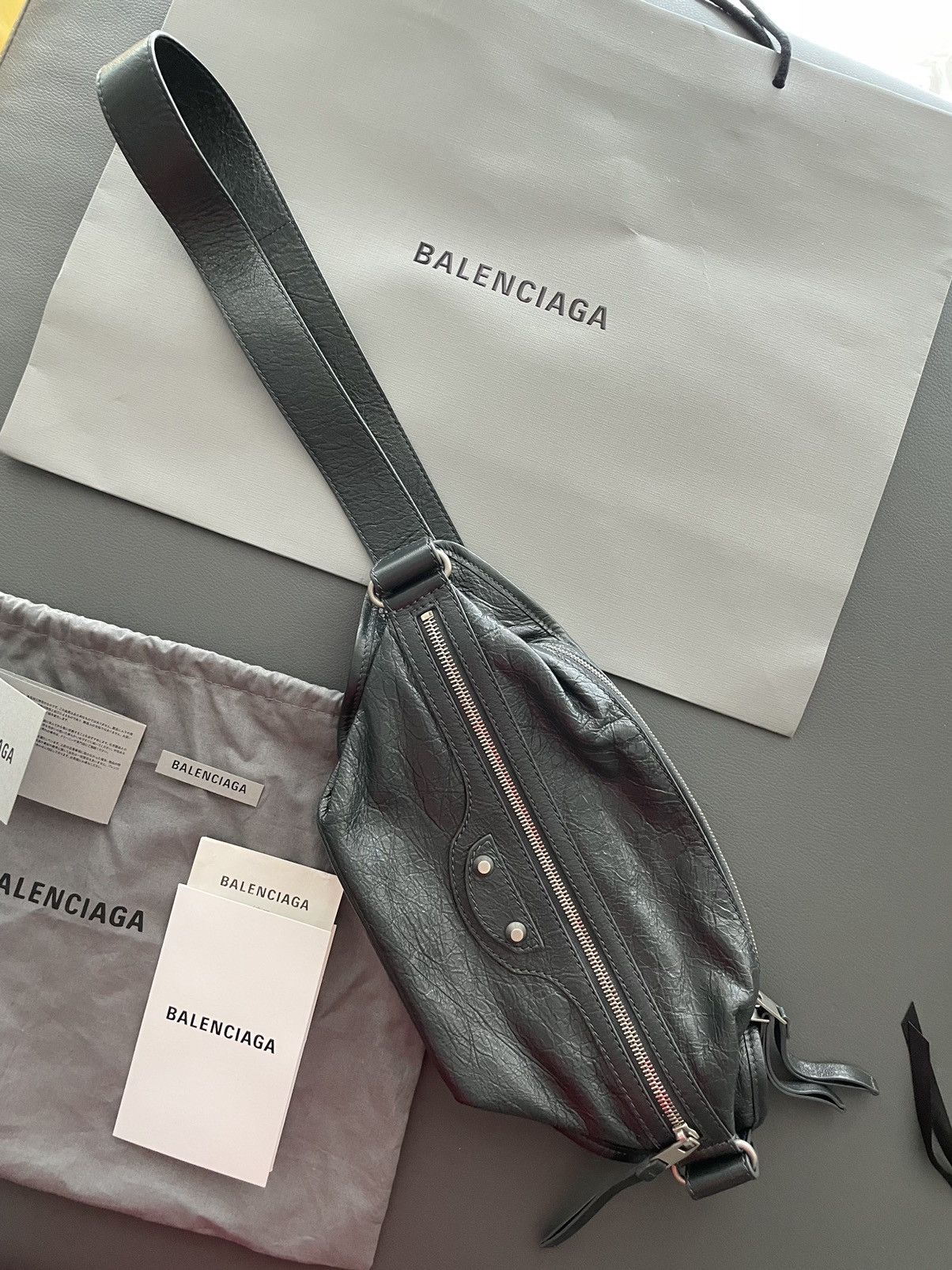Balenciaga Rare Limited Edition Sold Out Leather Bum Bely Bag Size ONE SIZE - 8 Thumbnail