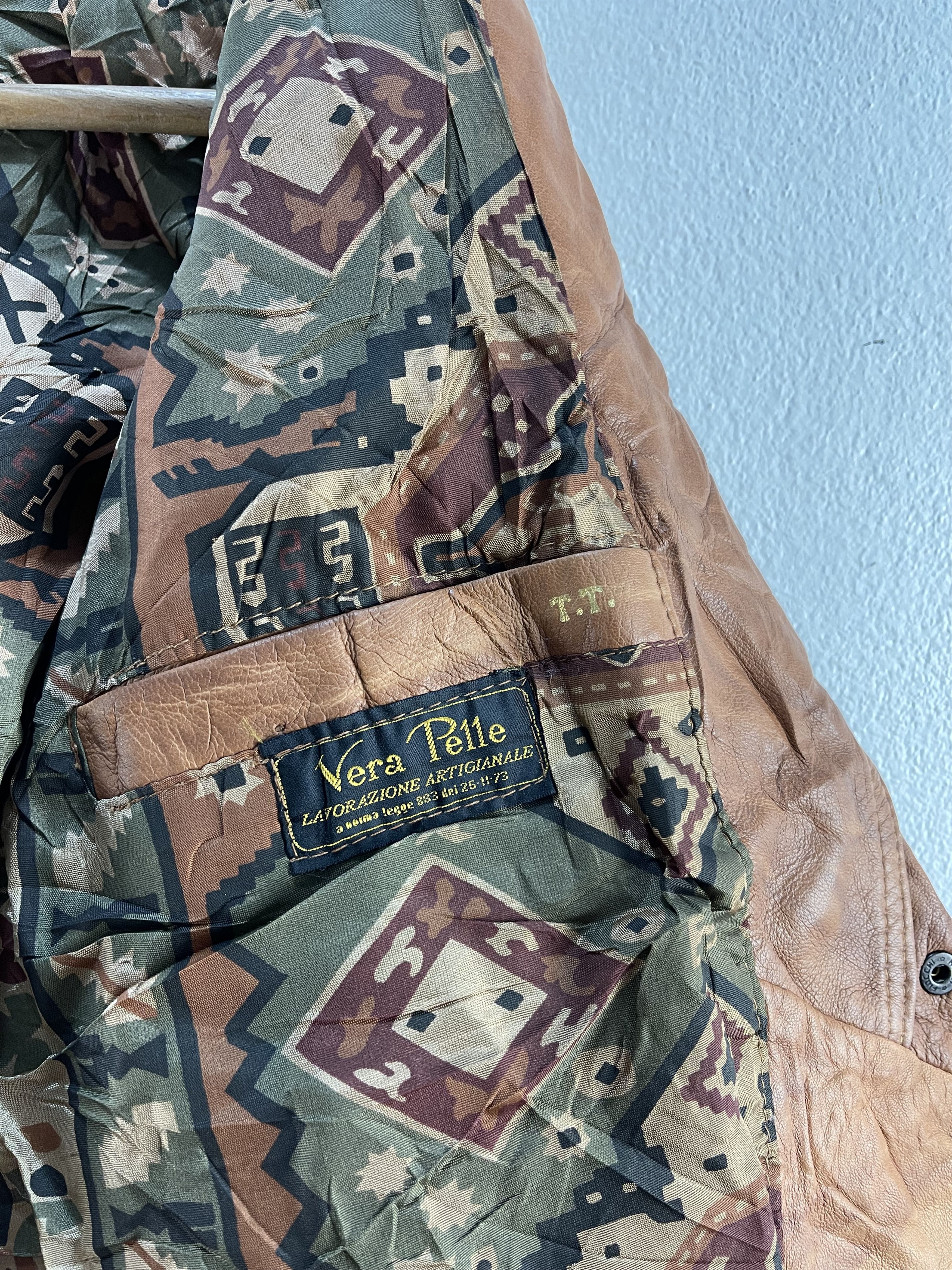Vera Pelle Vintage Vera Pelle Leather Jacket Size L / US 10 / IT 46 - 11 Thumbnail