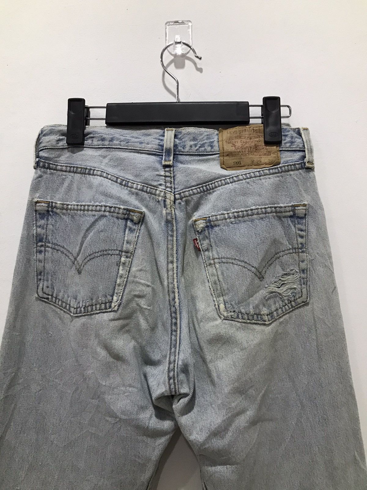 Levi's Vtg distressed Levis 501 button 552 USA DENIM Size US 28 / EU 44 - 12 Thumbnail