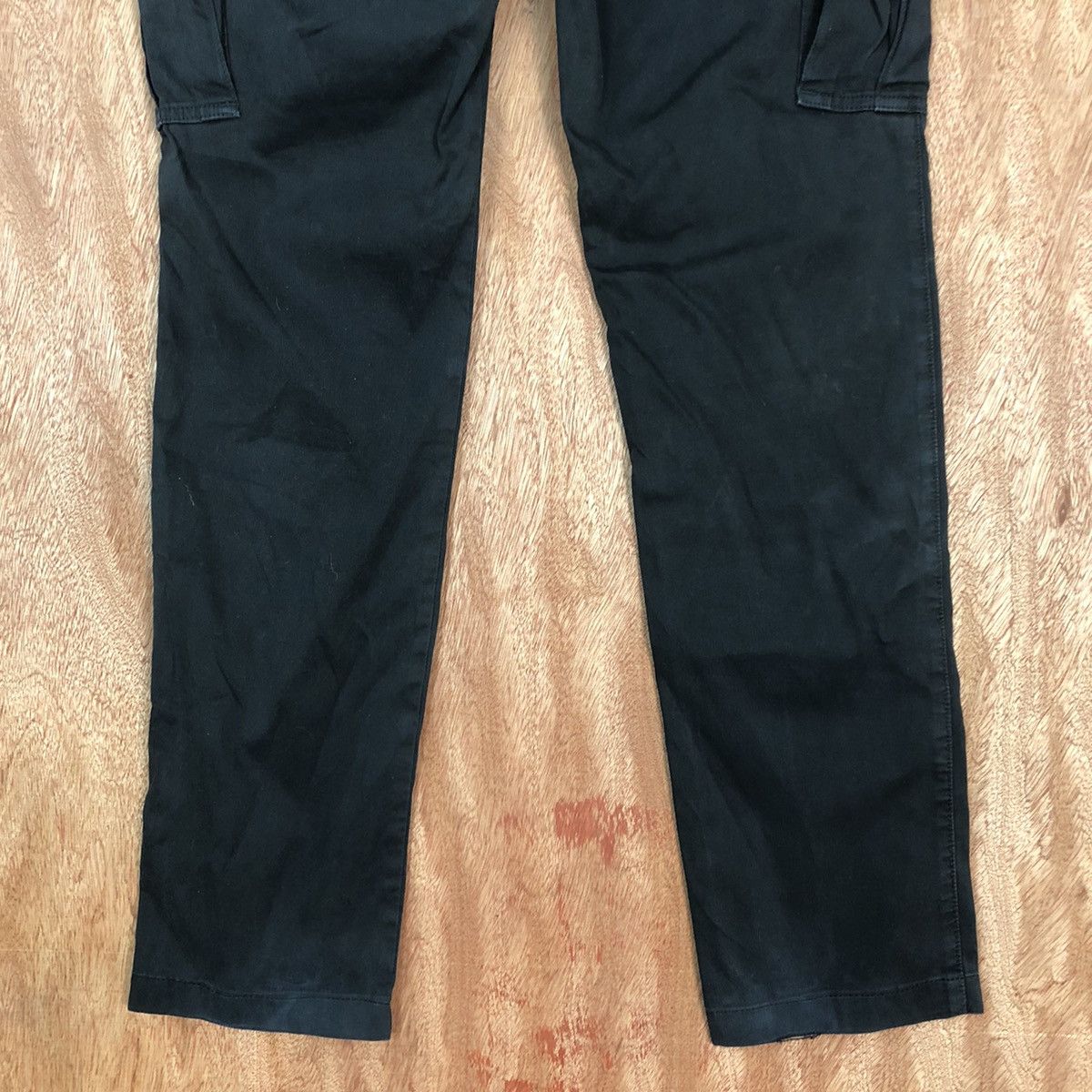 Japanese Brand DL Uniqlo Black Multipocket Cargo Pants #1763 Size US 29 - 10 Thumbnail