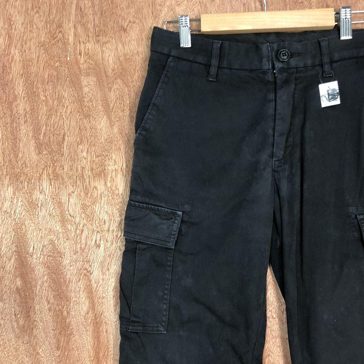 Japanese Brand DL Uniqlo Black Multipocket Cargo Pants #1763 Size US 29 - 5 Thumbnail