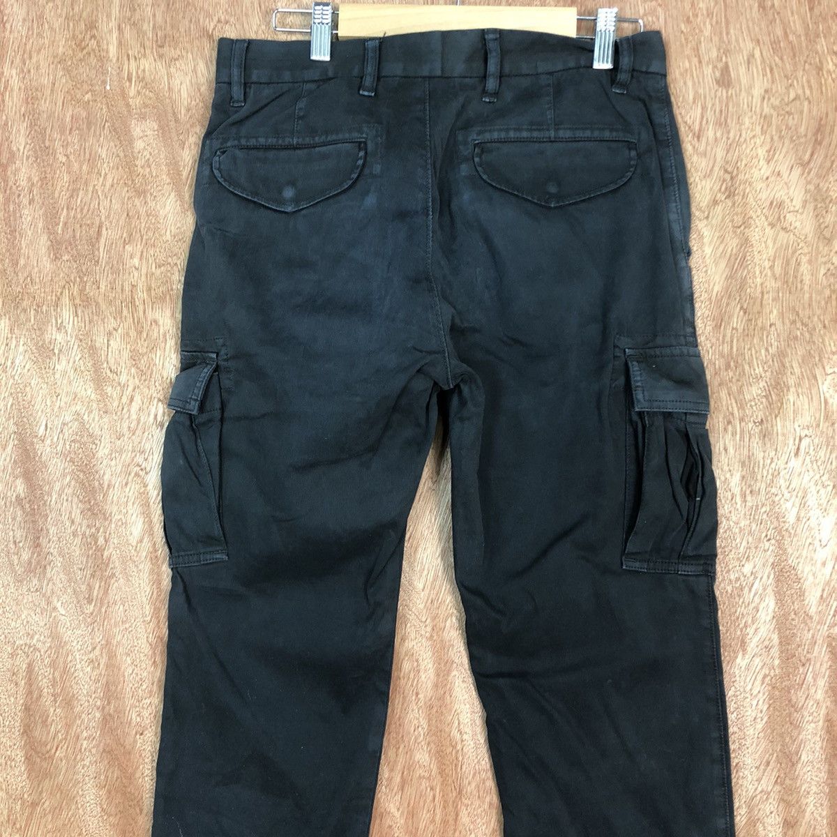 Japanese Brand DL Uniqlo Black Multipocket Cargo Pants #1763 Size US 29 - 9 Thumbnail