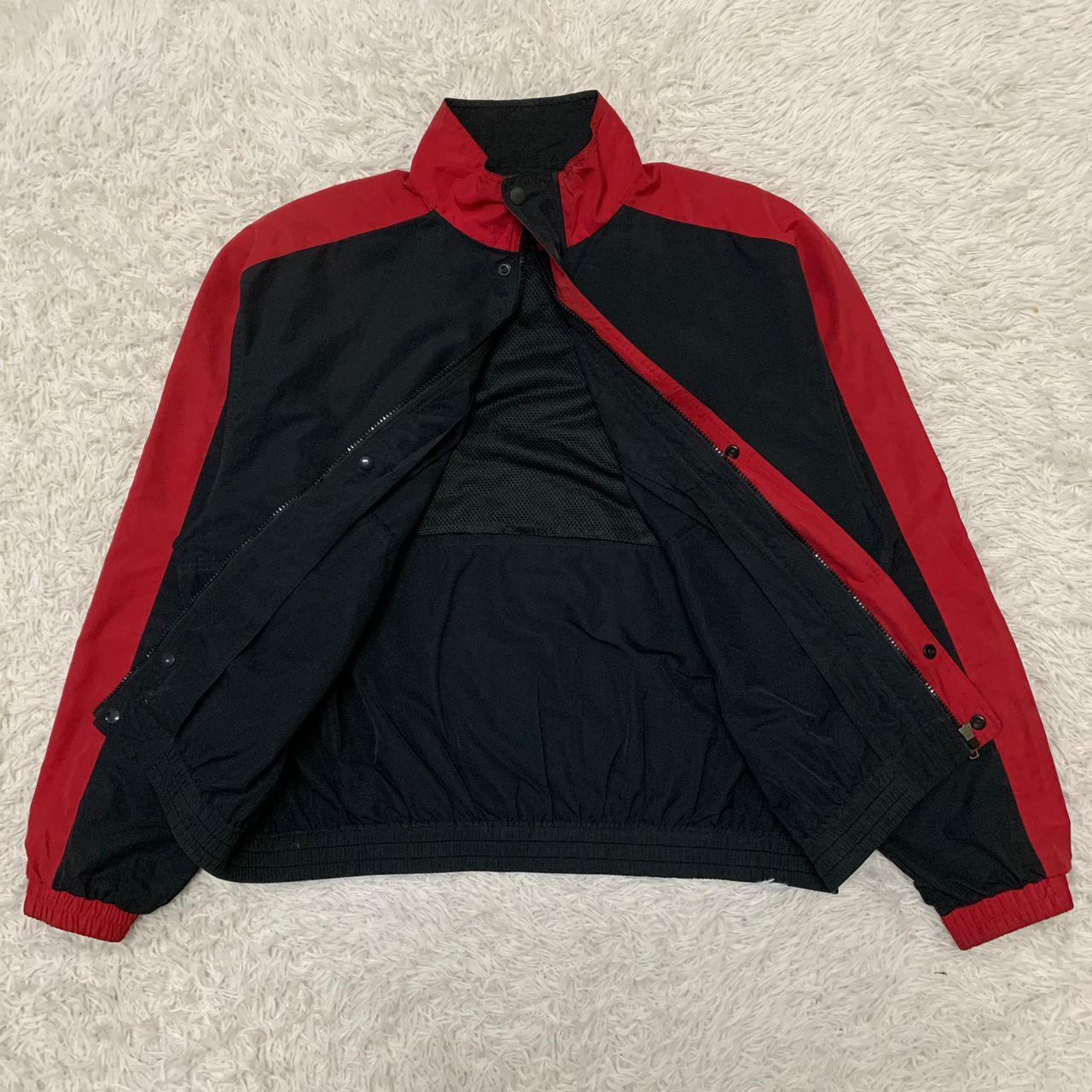 Japanese Brand Mizuno zoid the new standard in distance jacket Size US L / EU 52-54 / 3 - 3 Thumbnail