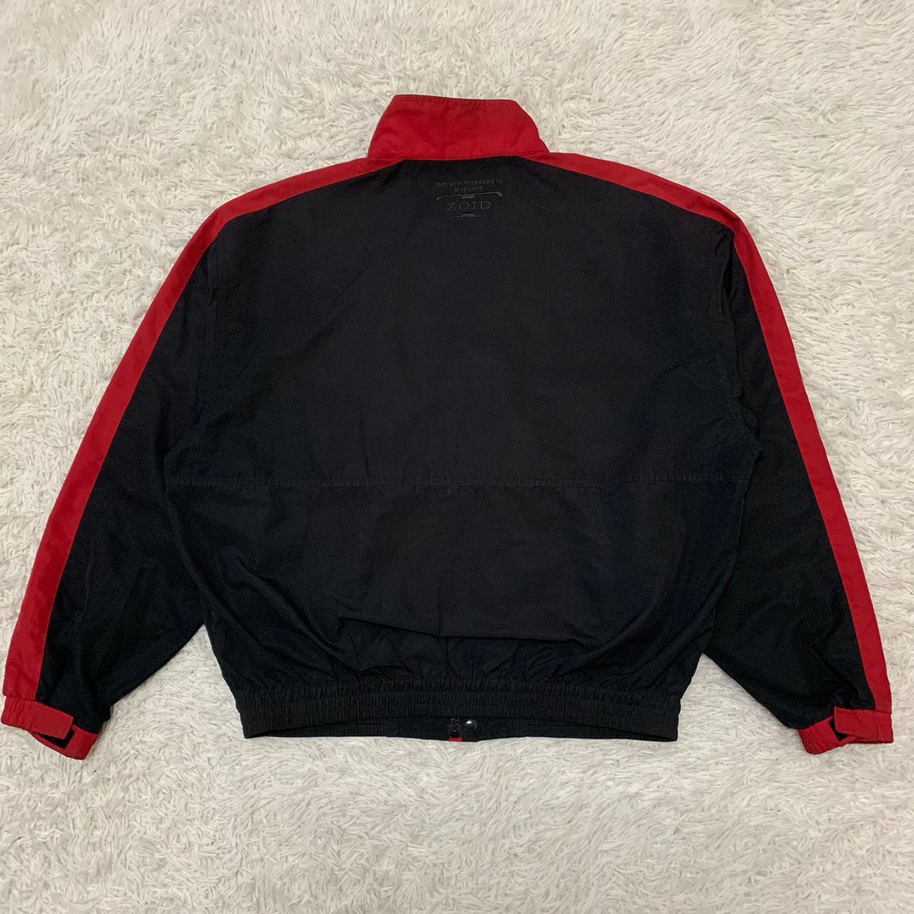 Japanese Brand Mizuno zoid the new standard in distance jacket Size US L / EU 52-54 / 3 - 2 Thumbnail