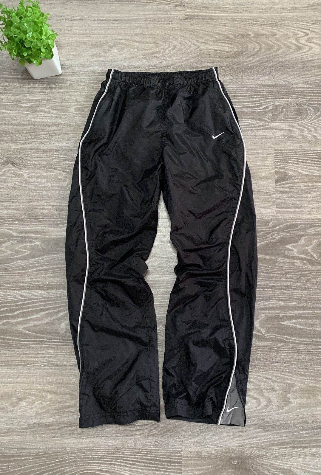 mens nike nylon track pants