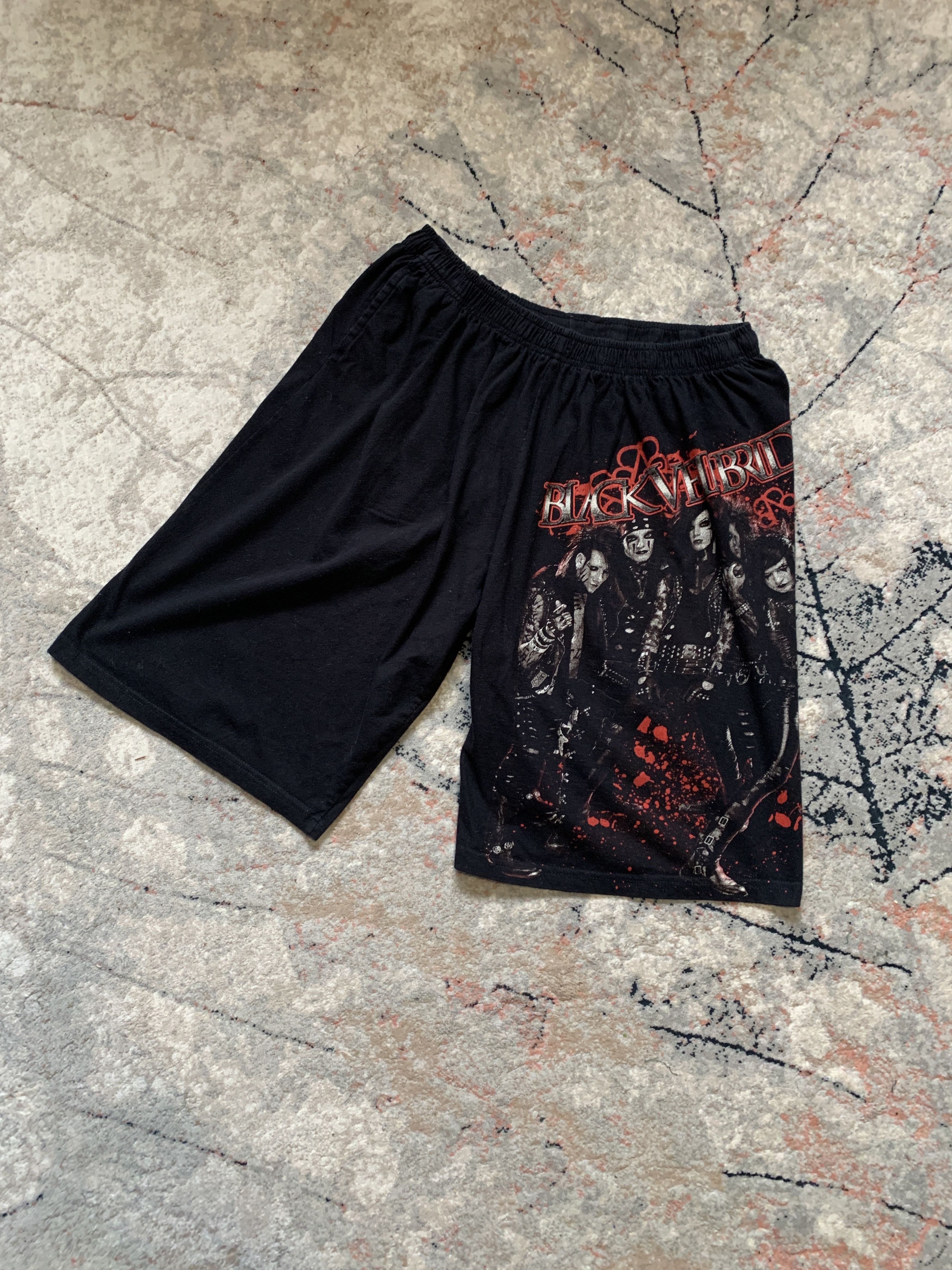 Band Tees Vintage BLACK VEILBRIDES Shorts Size US 36 / EU 52 - 2 Thumbnail