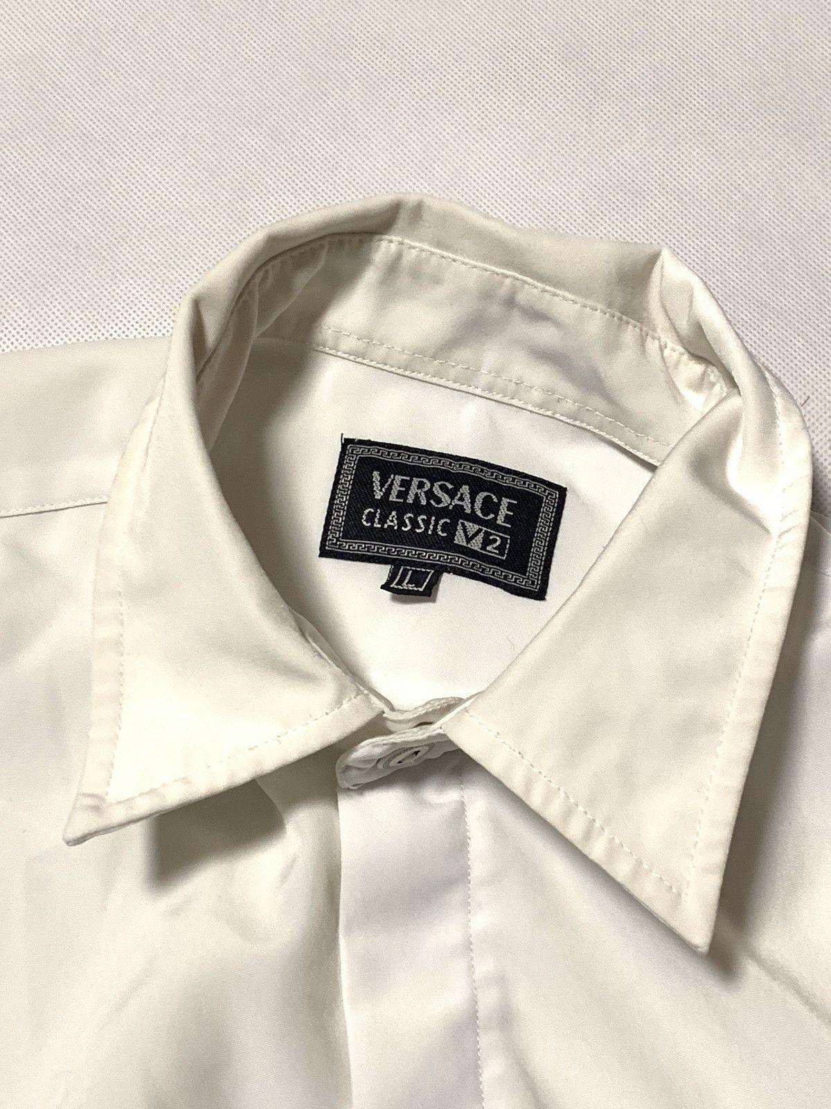 Versace Vintage Versace Eagle Relaxed Shirt Size US L / EU 52-54 / 3 - 5 Thumbnail