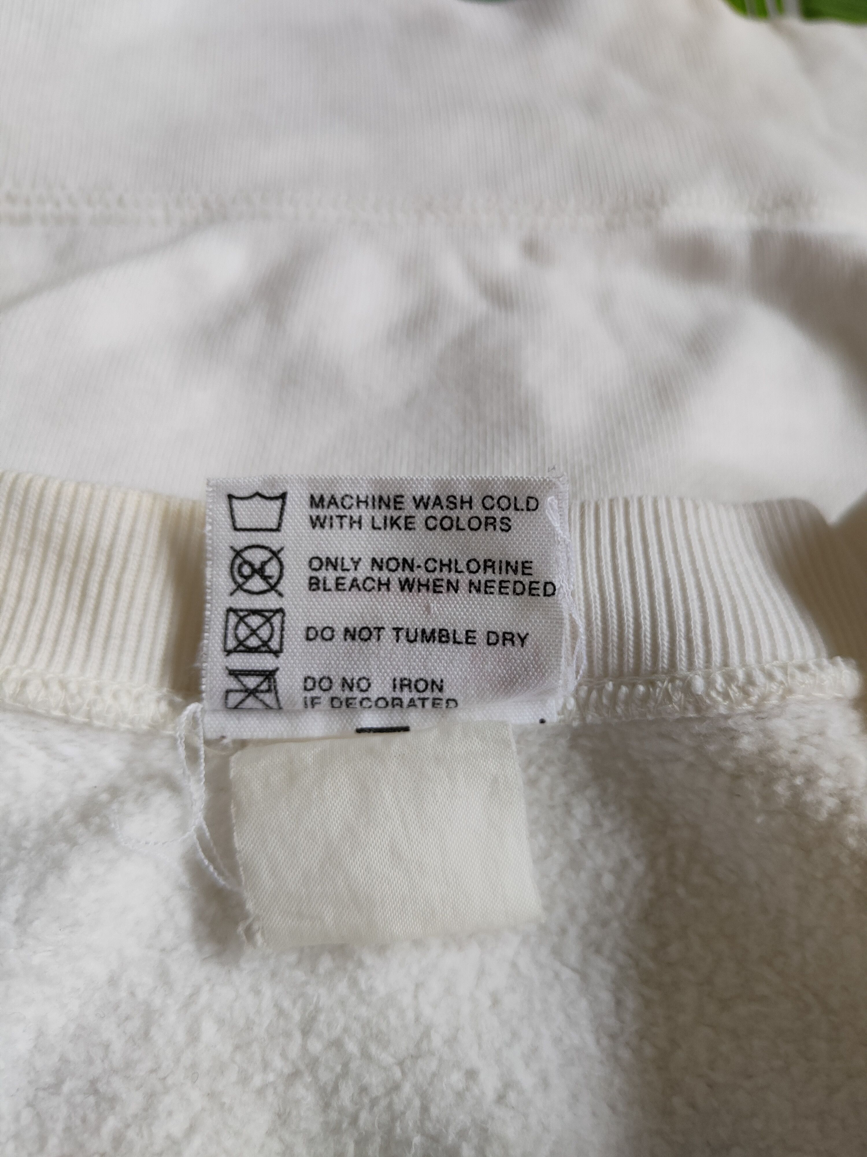 Japanese Brand Surf Days White Sweatshirt vintage #S668 Size US L / EU 52-54 / 3 - 13 Thumbnail