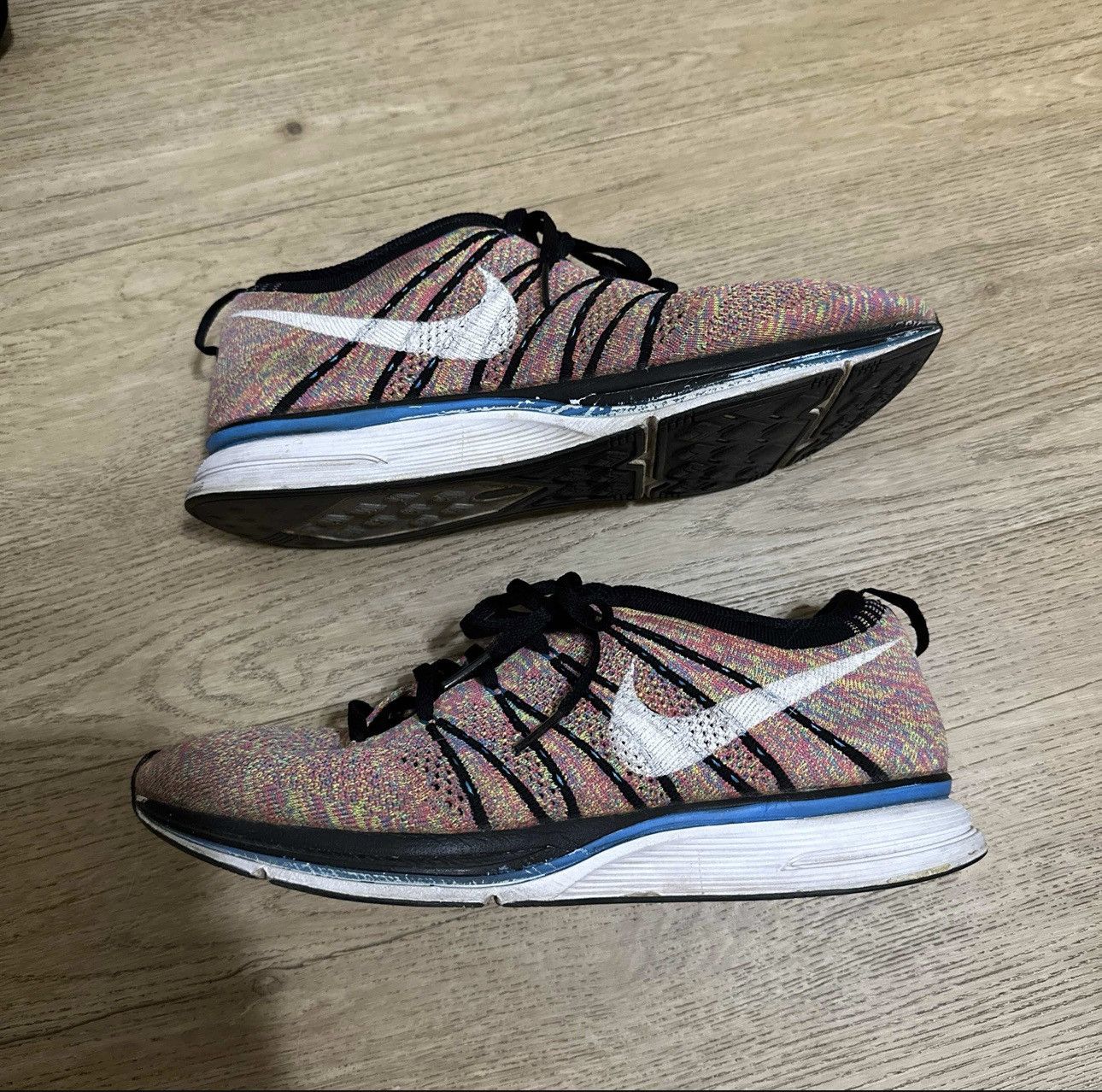 Nike Nike Flyknit Trainer size 11 Size US 11 / EU 44 - 1 Thumbnail