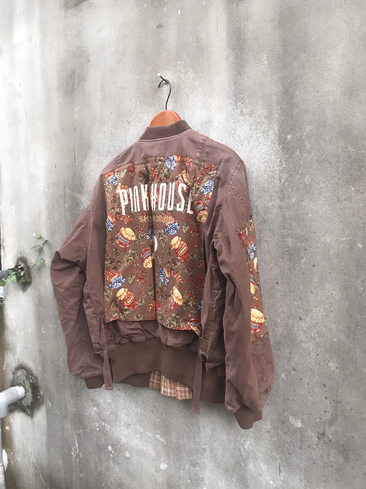 Issey Miyake Pink House Bondage Ma-1 Bomber Jacket Inspired Issey Miyake Size US M / EU 48-50 / 2 - 11 Thumbnail