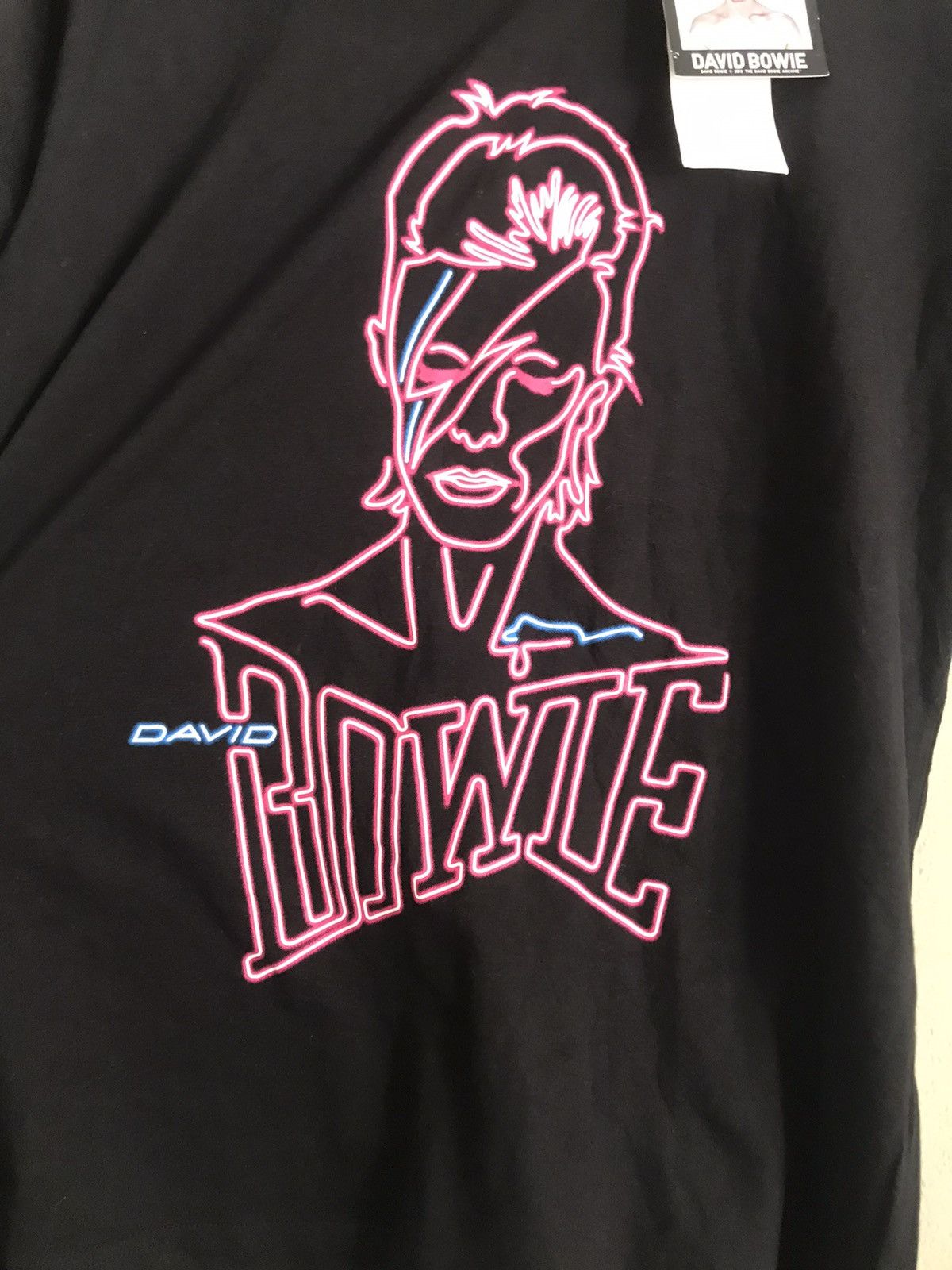 Band Tees David Bowie Rock n roll Uniqlo Tshirt Size US M / EU 48-50 / 2 - 3 Thumbnail