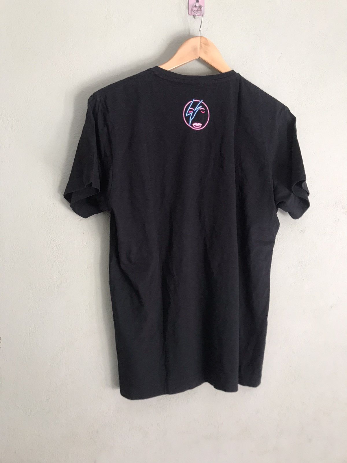 Band Tees David Bowie Rock n roll Uniqlo Tshirt Size US M / EU 48-50 / 2 - 2 Thumbnail
