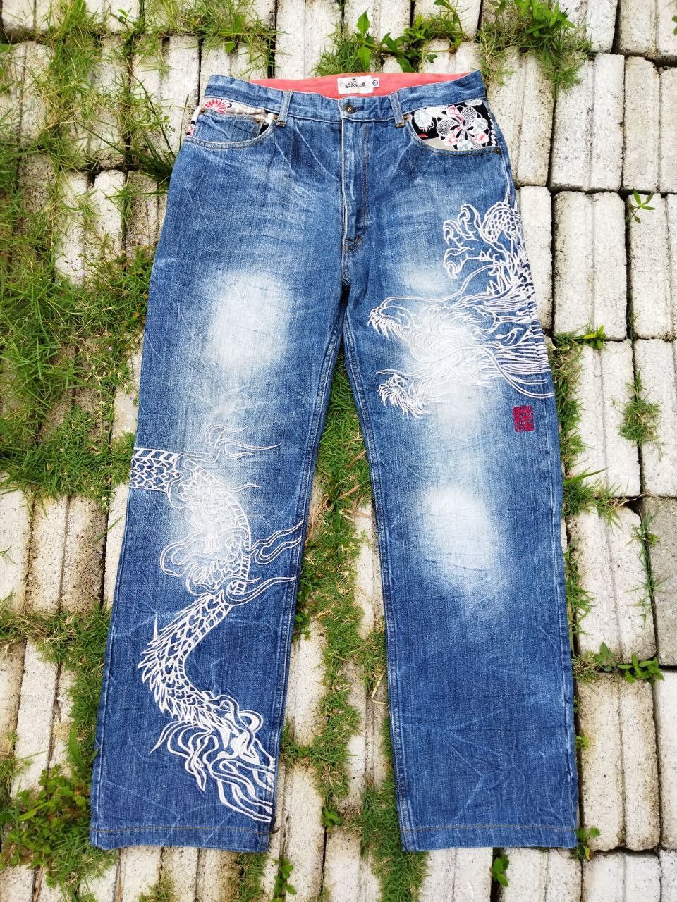 Japanese Brand Vintage Karakuri Tamashi Dragon Embroidery Sukajan Jeans Size US 34 / EU 50 - 5 Thumbnail