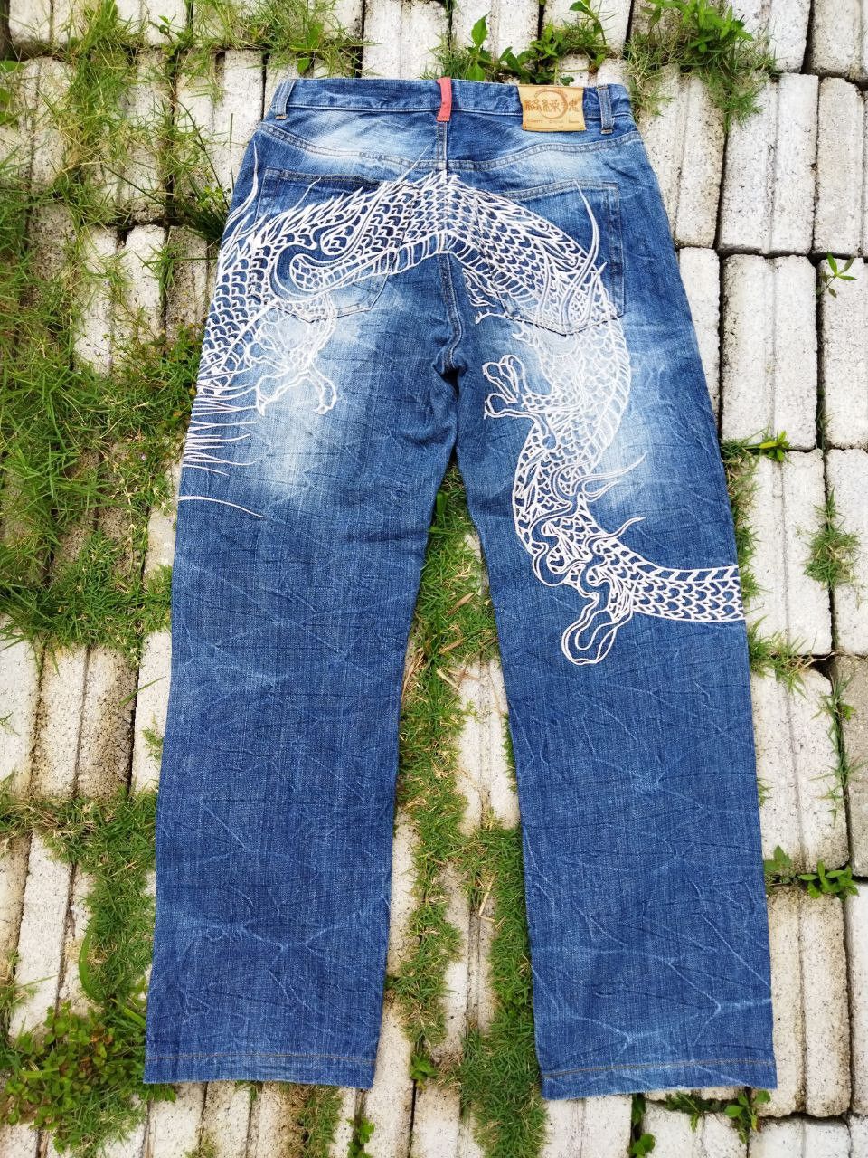 image of Archival Clothing x Vintage VTG Karakuri Tamashi Dragon Embroidery Sukajan Jeans in Blue Jean (Size